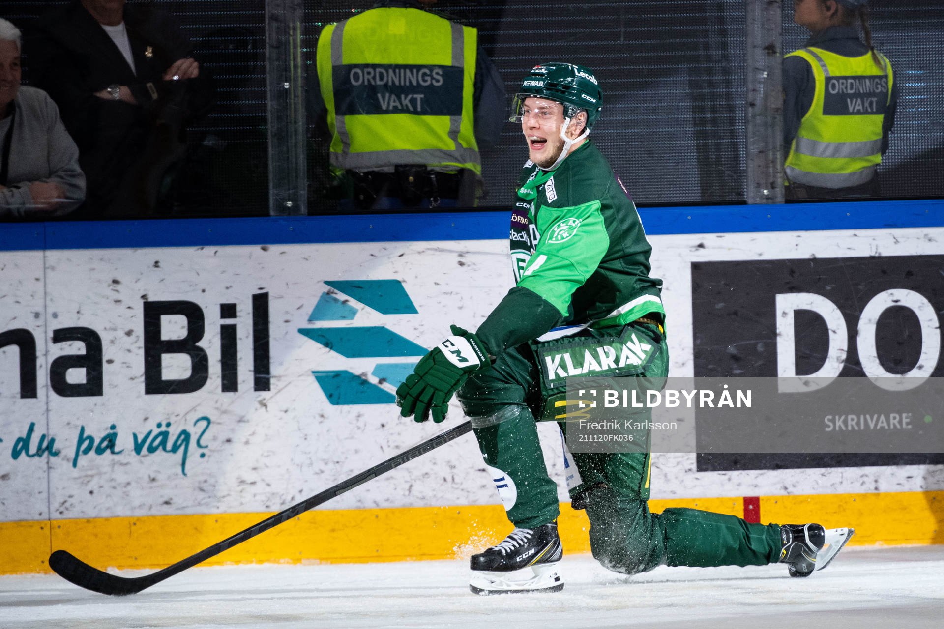 Färjestads Daniel Viksten jublar