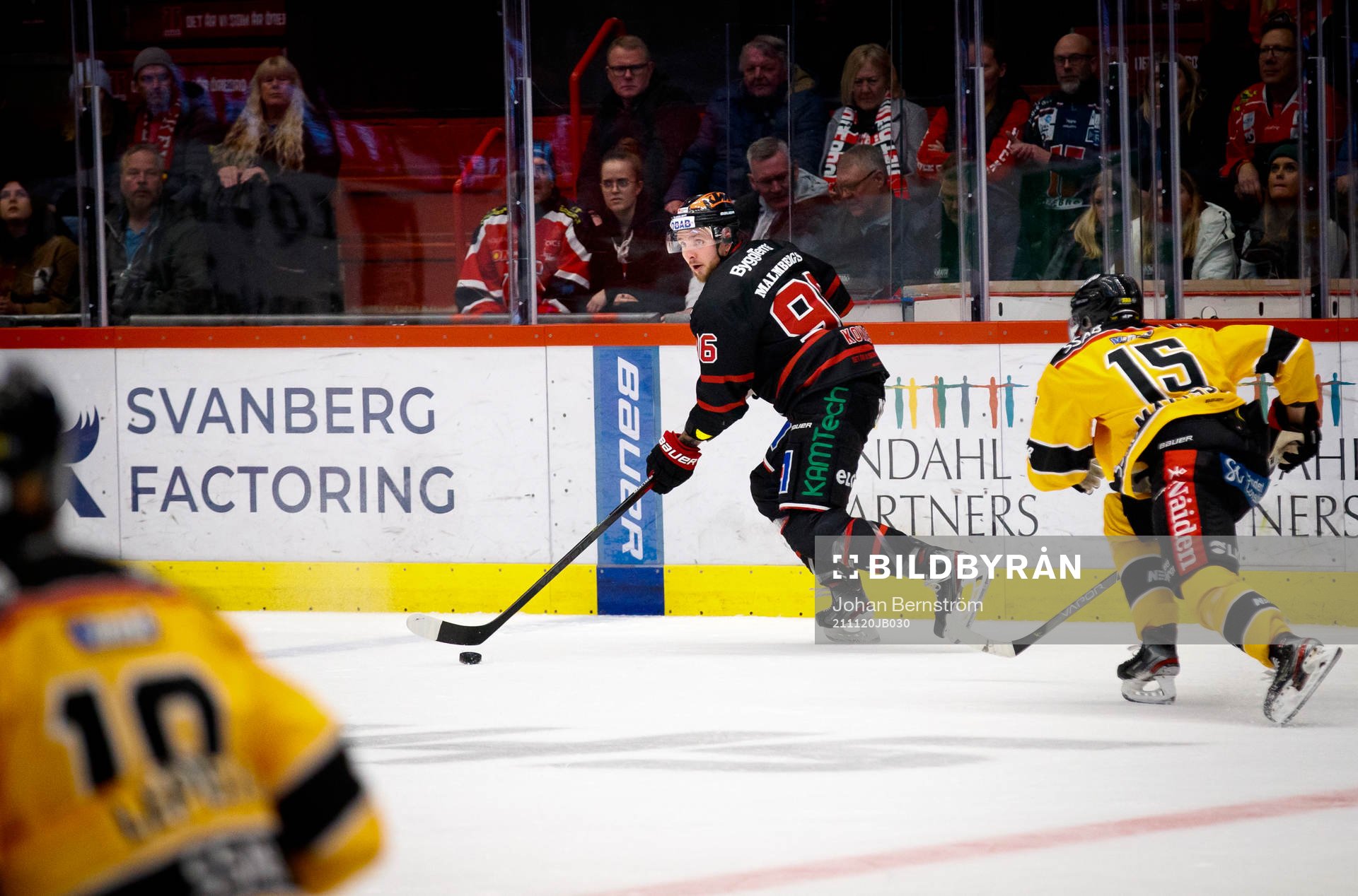 Örebros Robin Kovacs och Luleås Carl Mattsson