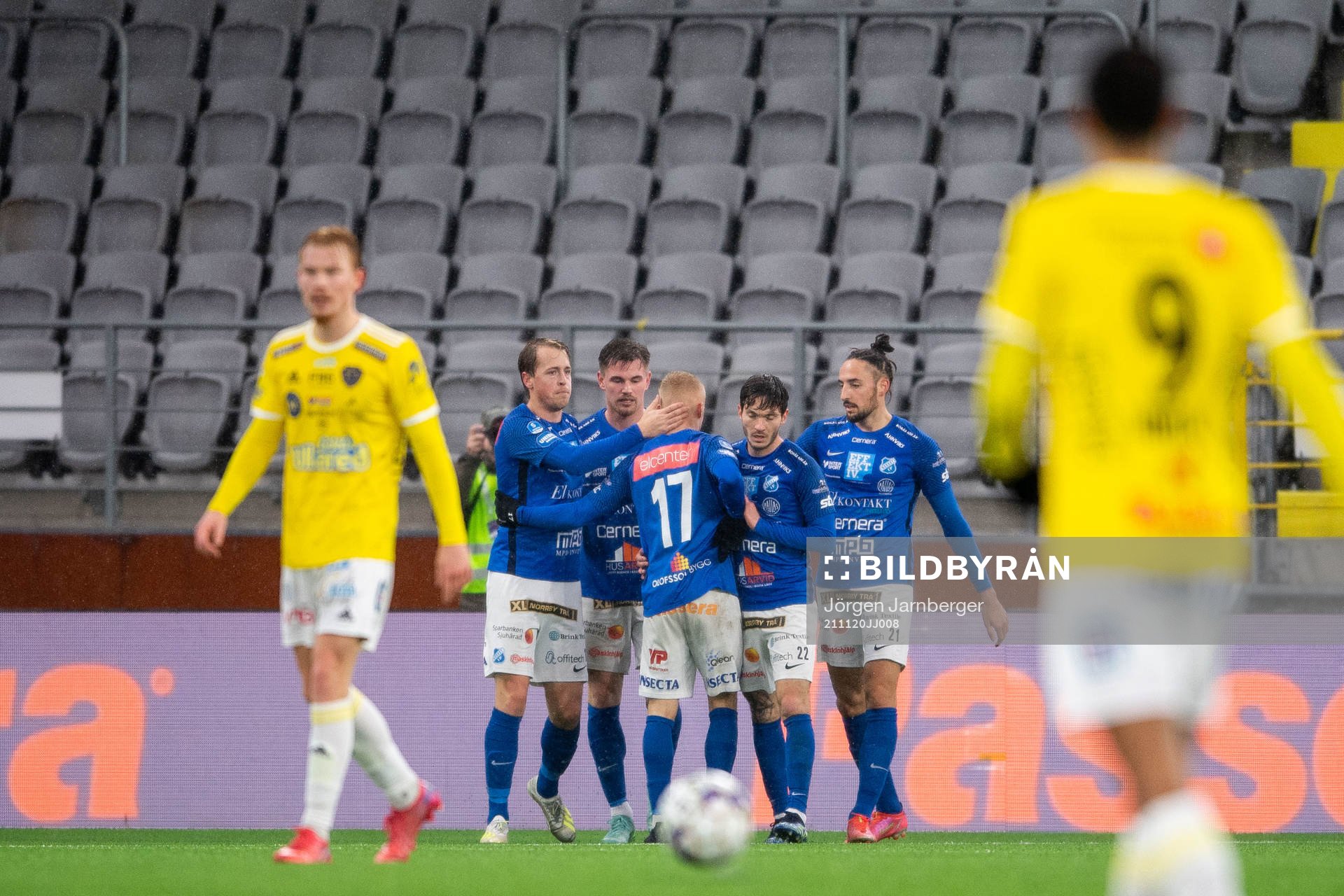 Norrbys spelare jublar