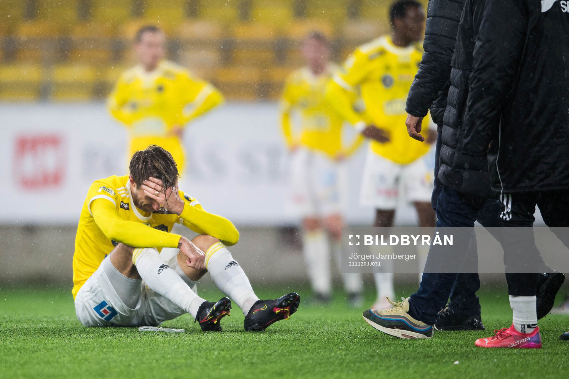 Falkenbergs Tobias Karlsson deppar