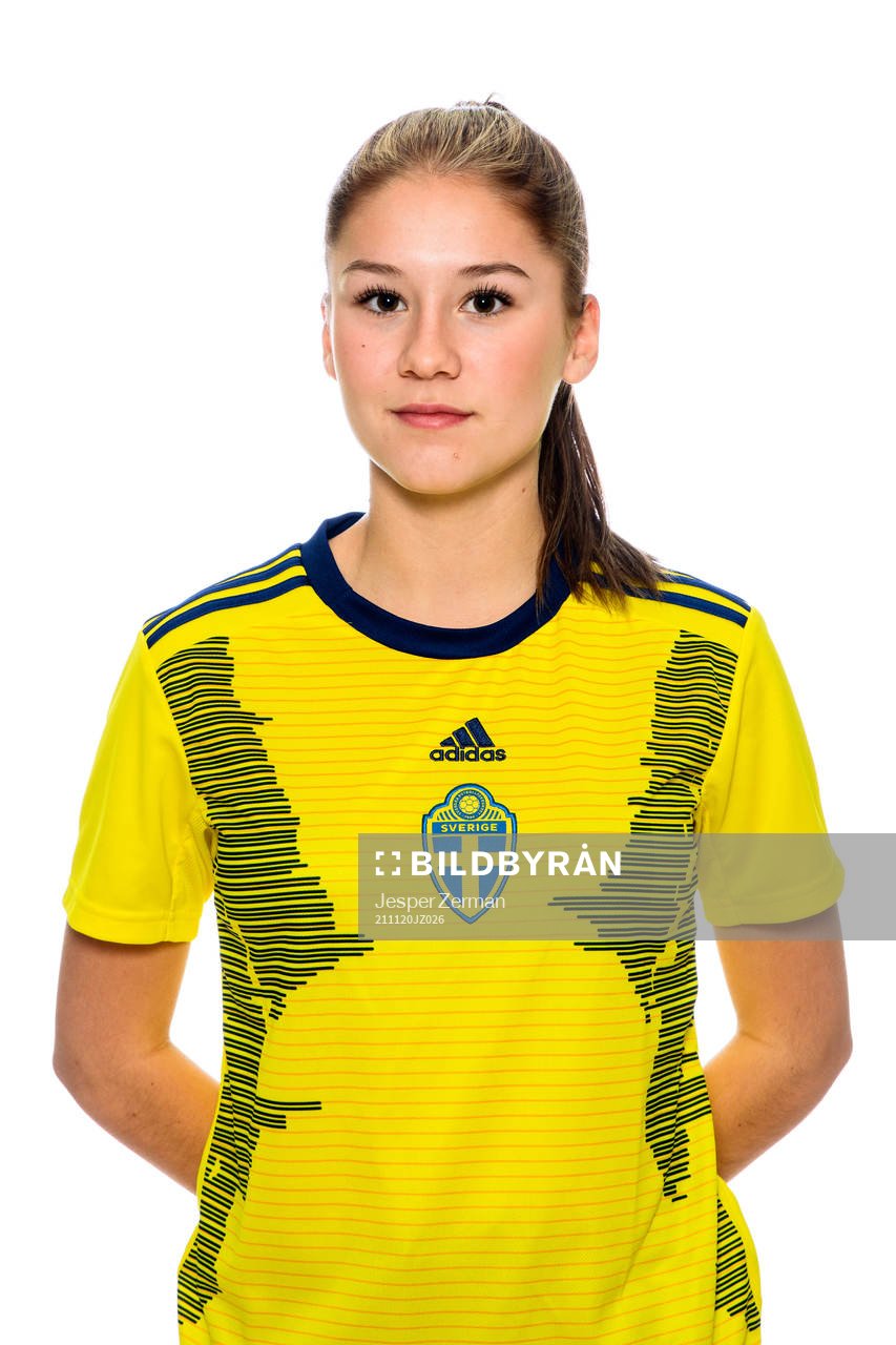 Novalie Jensen i F15-landslaget