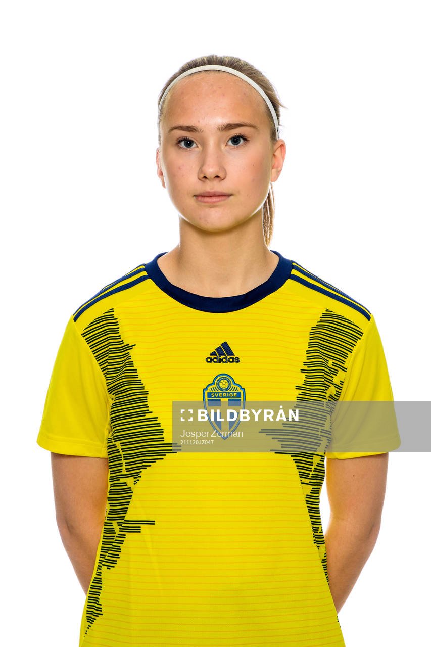 Lovisa Yng i F15-landslaget