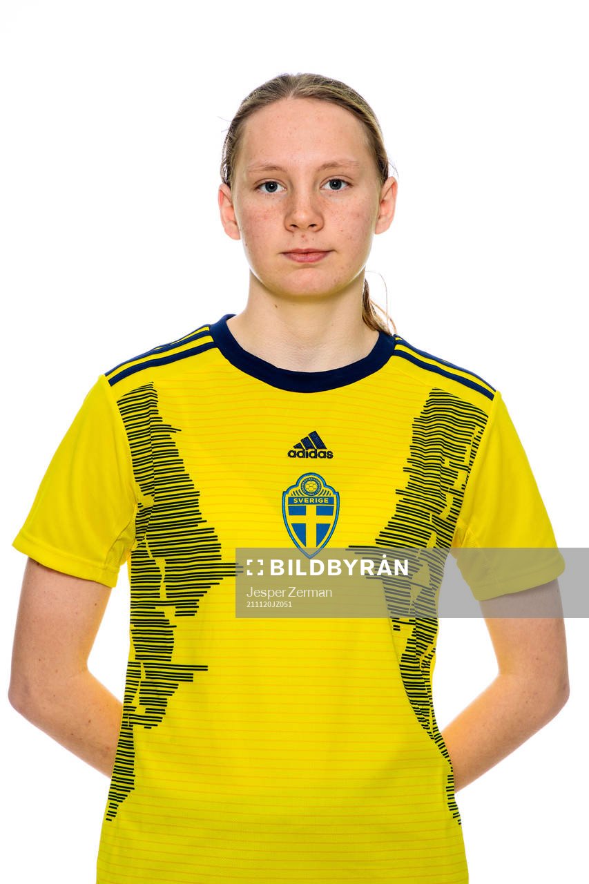 Amelia Hallberg i F15-landslaget