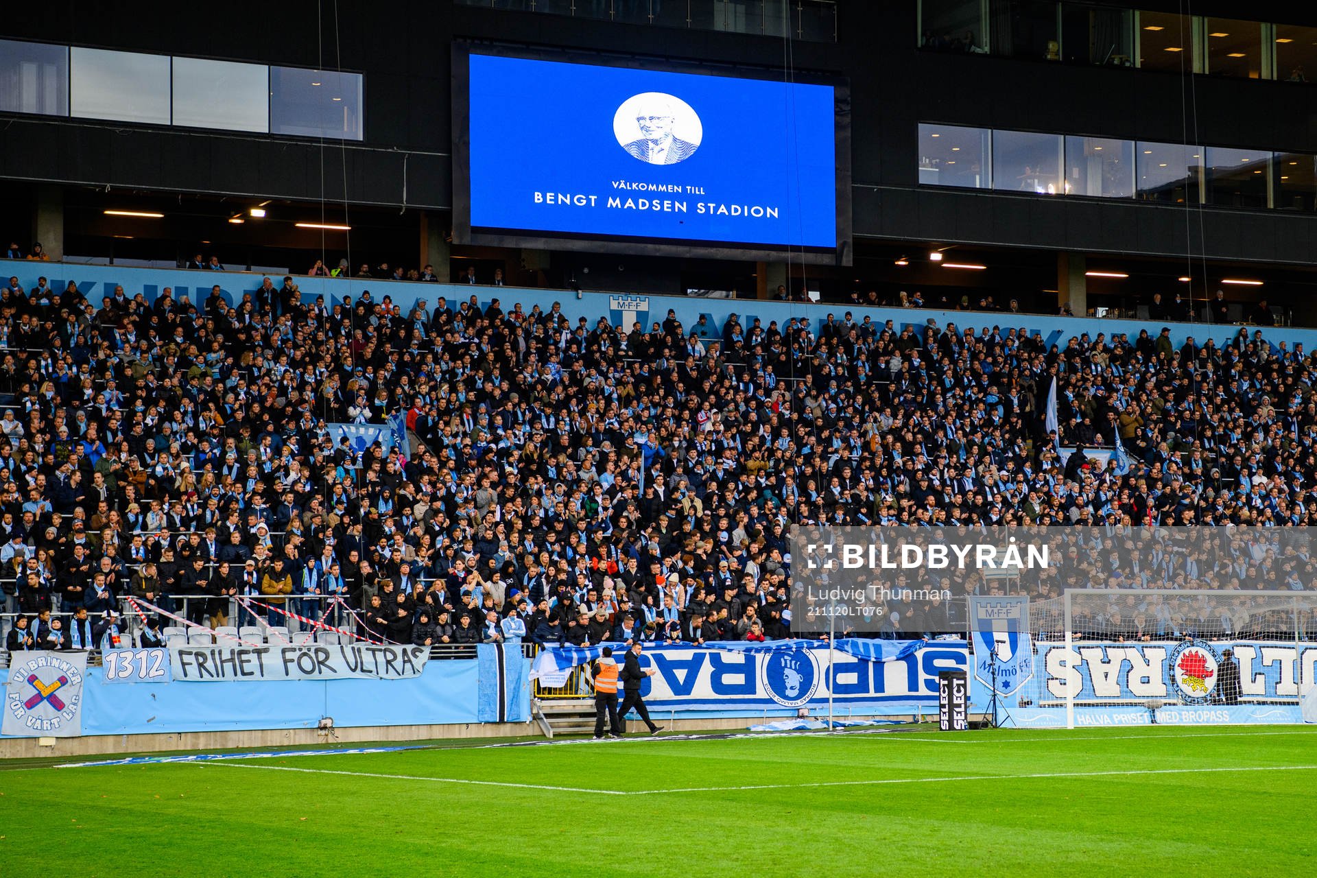 Storbildskärmen visar Bengt Madsen Stadion