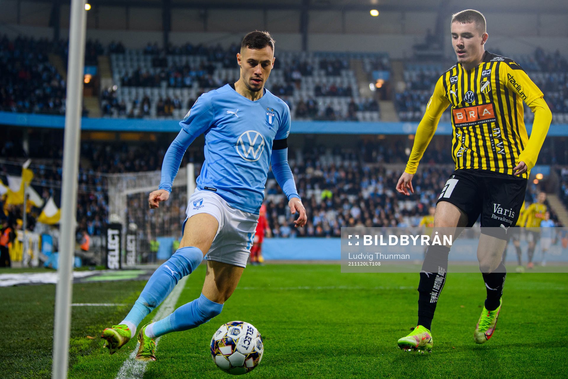 Malmö FFs Veljko Birmancevic och Häckens Samuel Gustafson