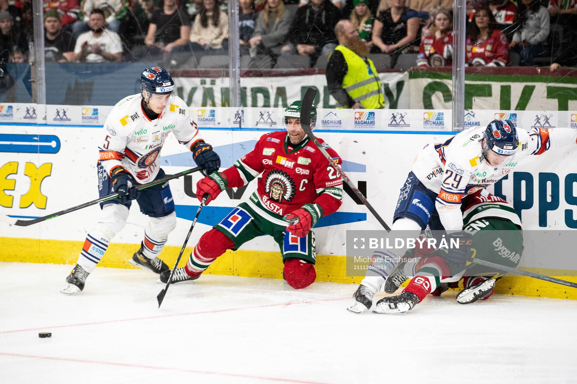 Växjös Juuso Vainio och Frölundas Joel Lundqvist