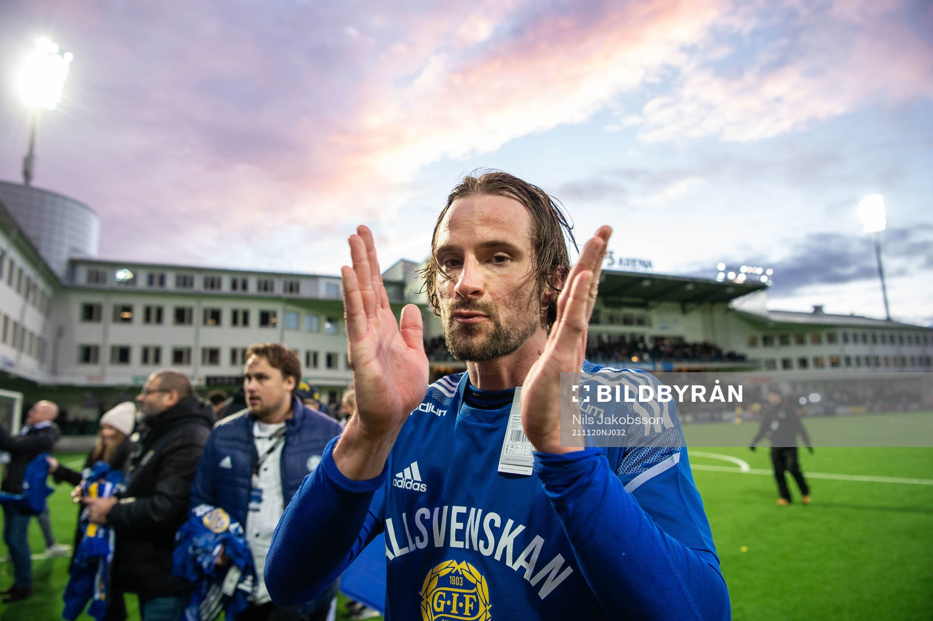 Sundsvalls Linus Hallenius jublar