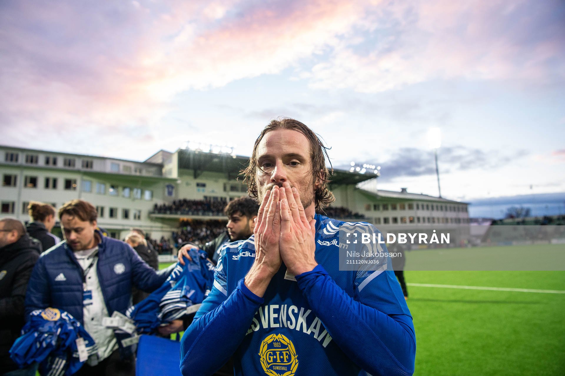 Sundsvalls Linus Hallenius jublar