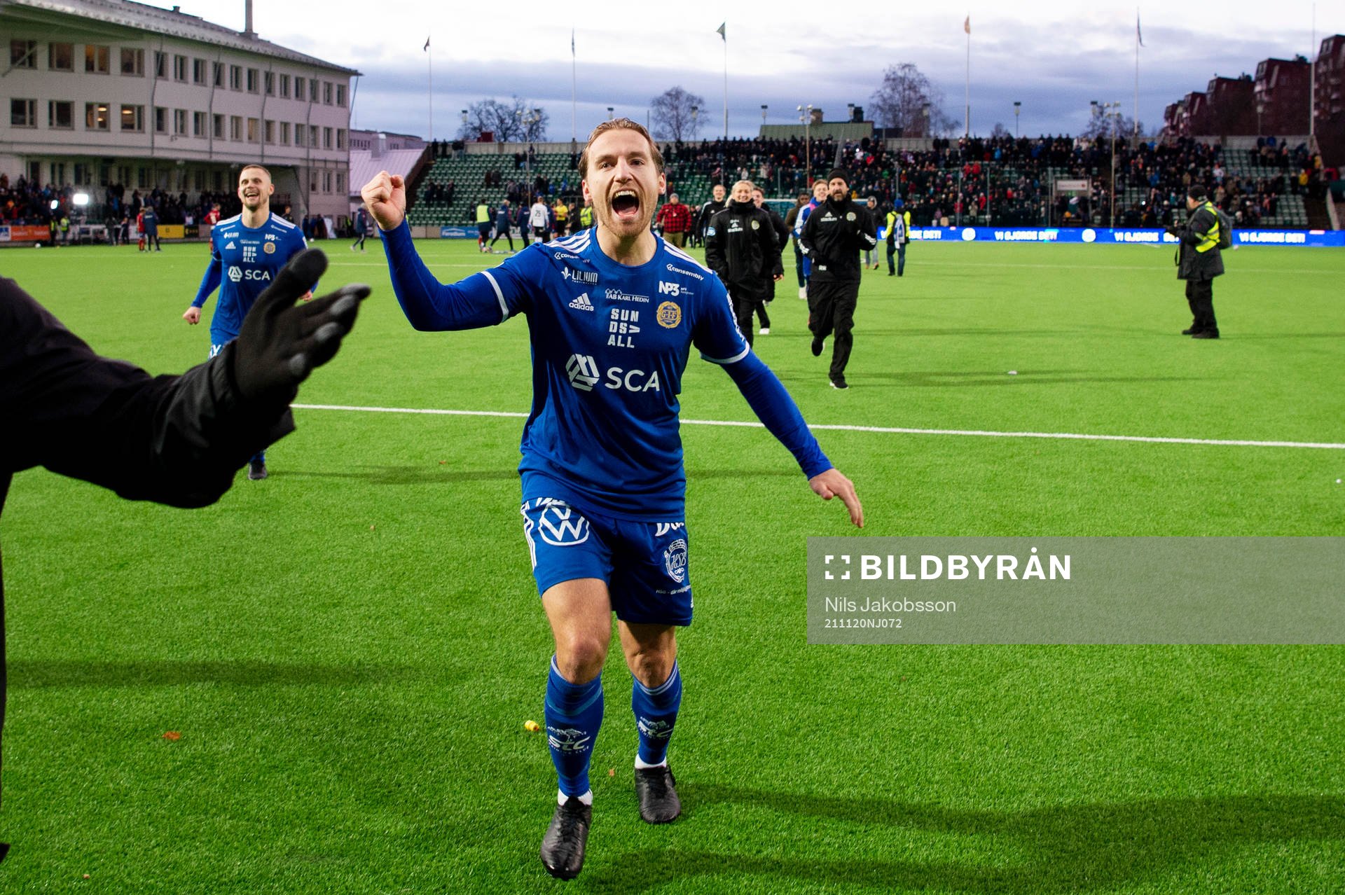 Sundsvalls Daniel Stensson jublar