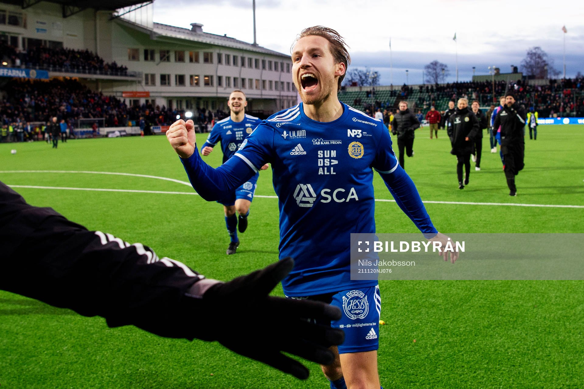 Sundsvalls Daniel Stensson jublar
