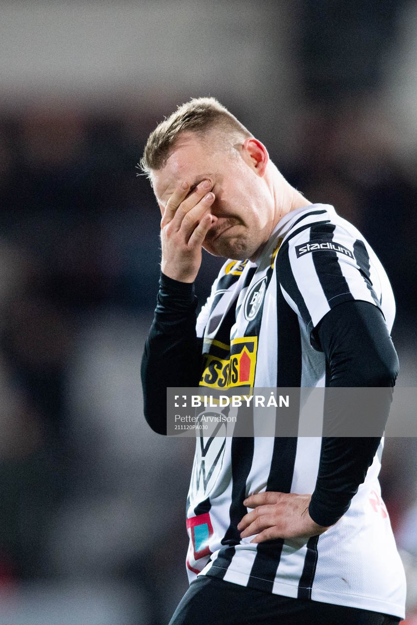Landskronas Nicklas Nielsen gråter