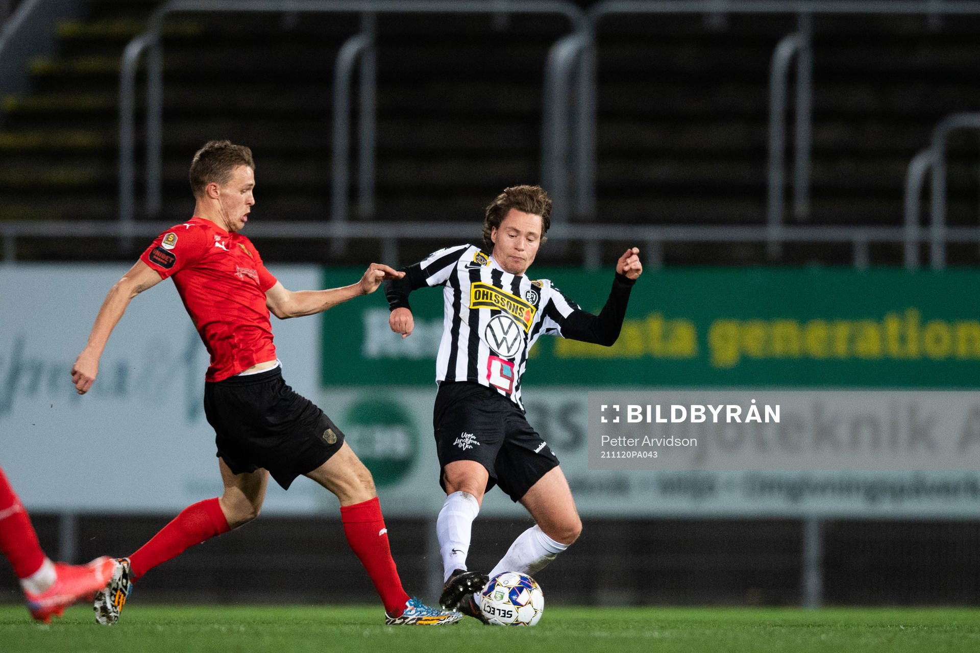 Vasalunds Daniel Söderberg och Landskronas Filip Ottosson
