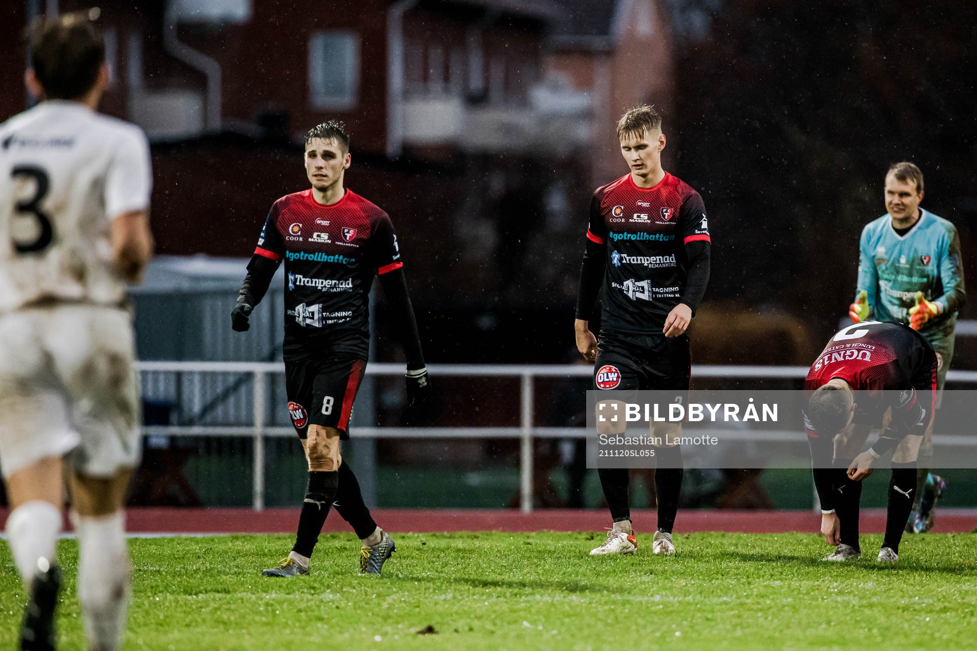 Trollhättans Alexander Almqvist och Richard Cindric deppar