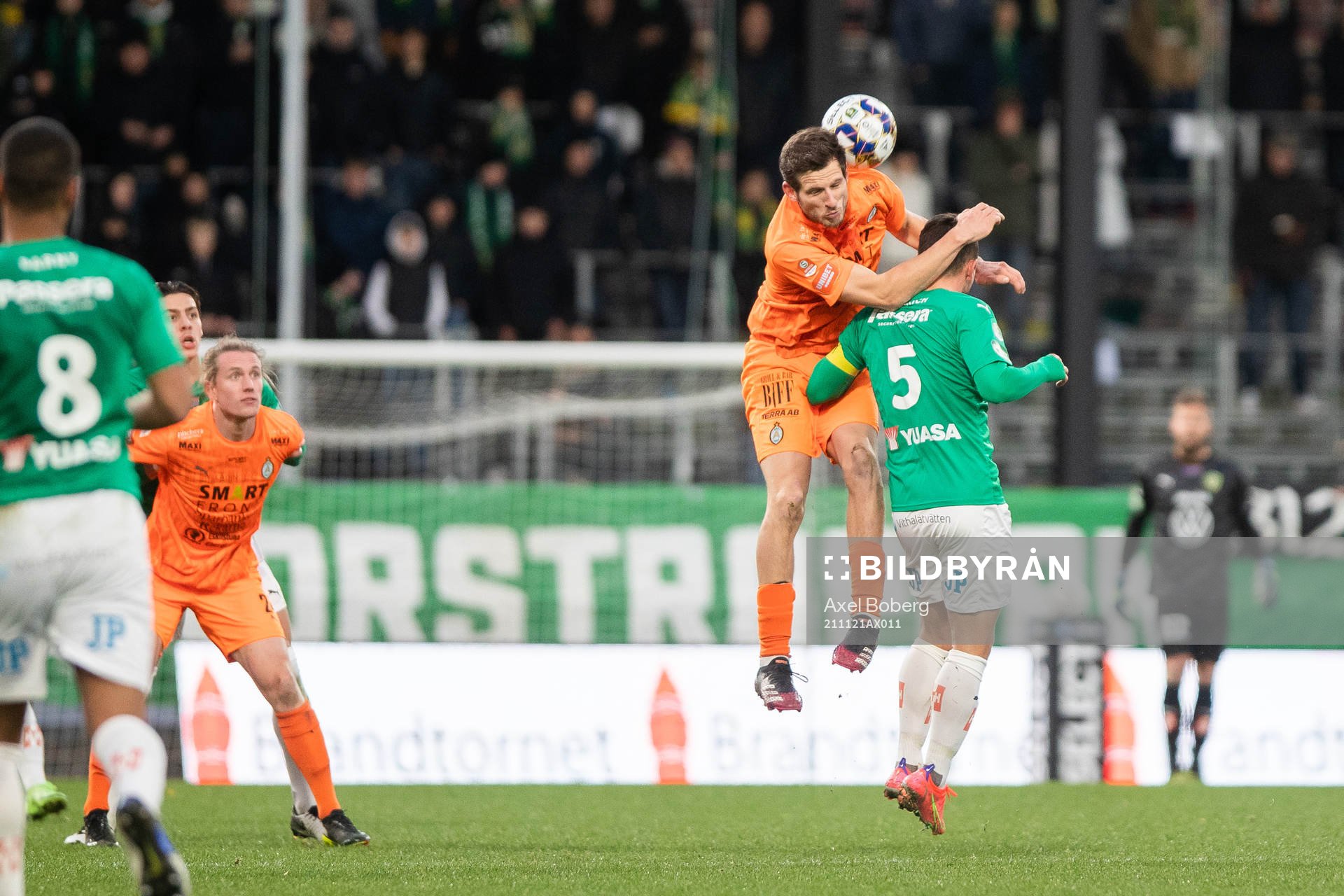AFC Eskilstunas Ashley Mark Coffey och Jönköpings Fredric