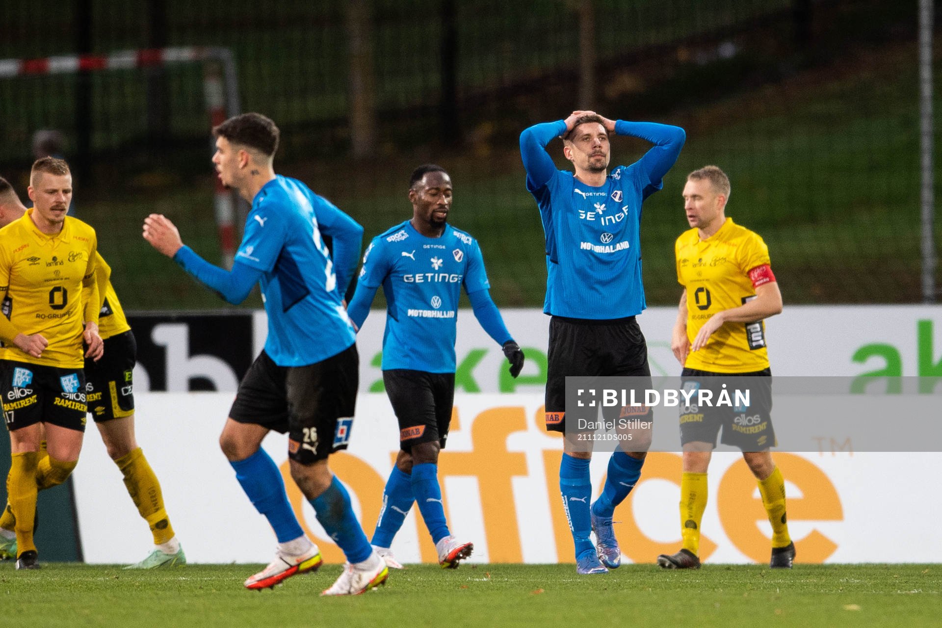 Halmstads Mikael Boman deppar