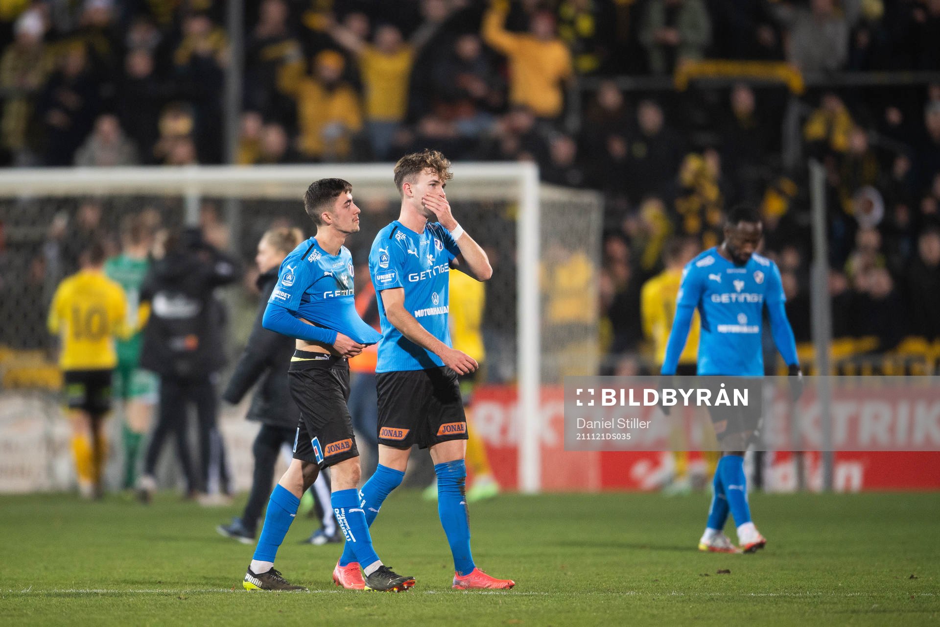 Halmstads Edvin Kurtulus och Alexander Johansson deppar