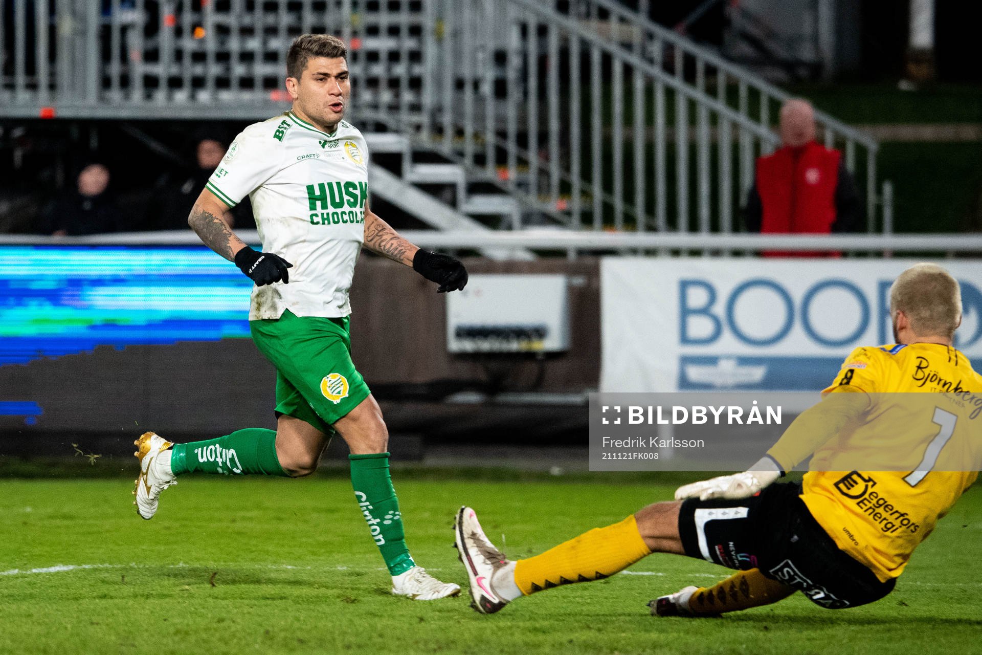 Hammarbys Paulinho gör 0-3 bakom Degerfors målvakt Alfie