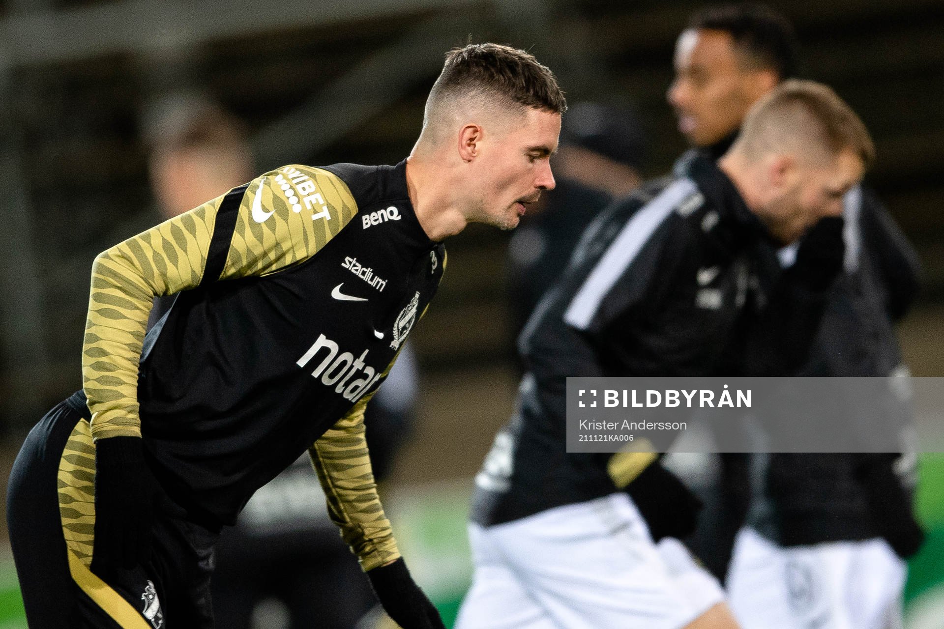 s Mikael Lustig