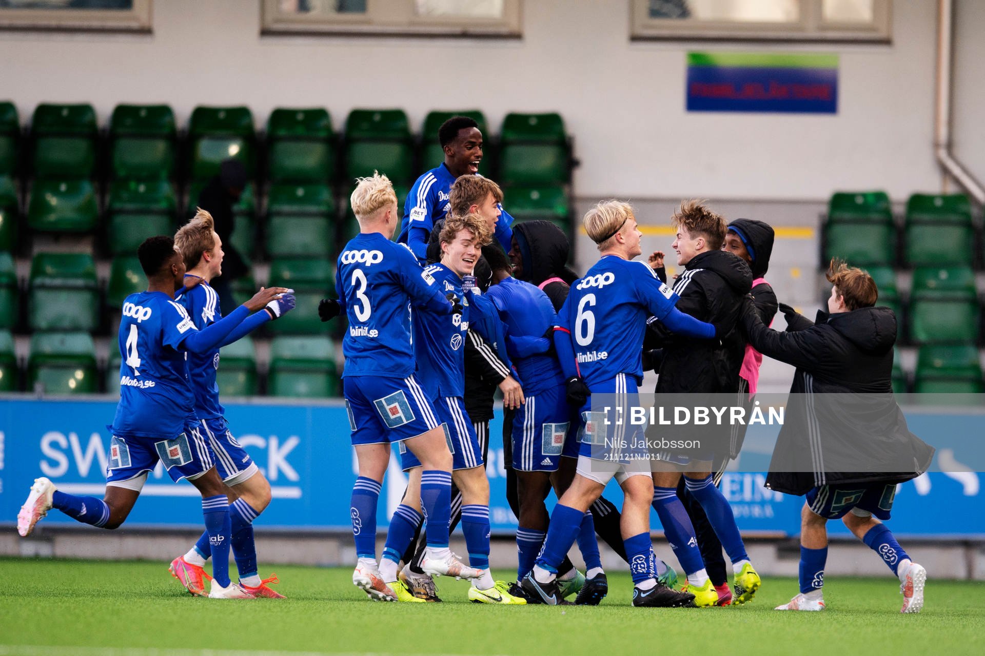 Sundsvalls spelare jublar