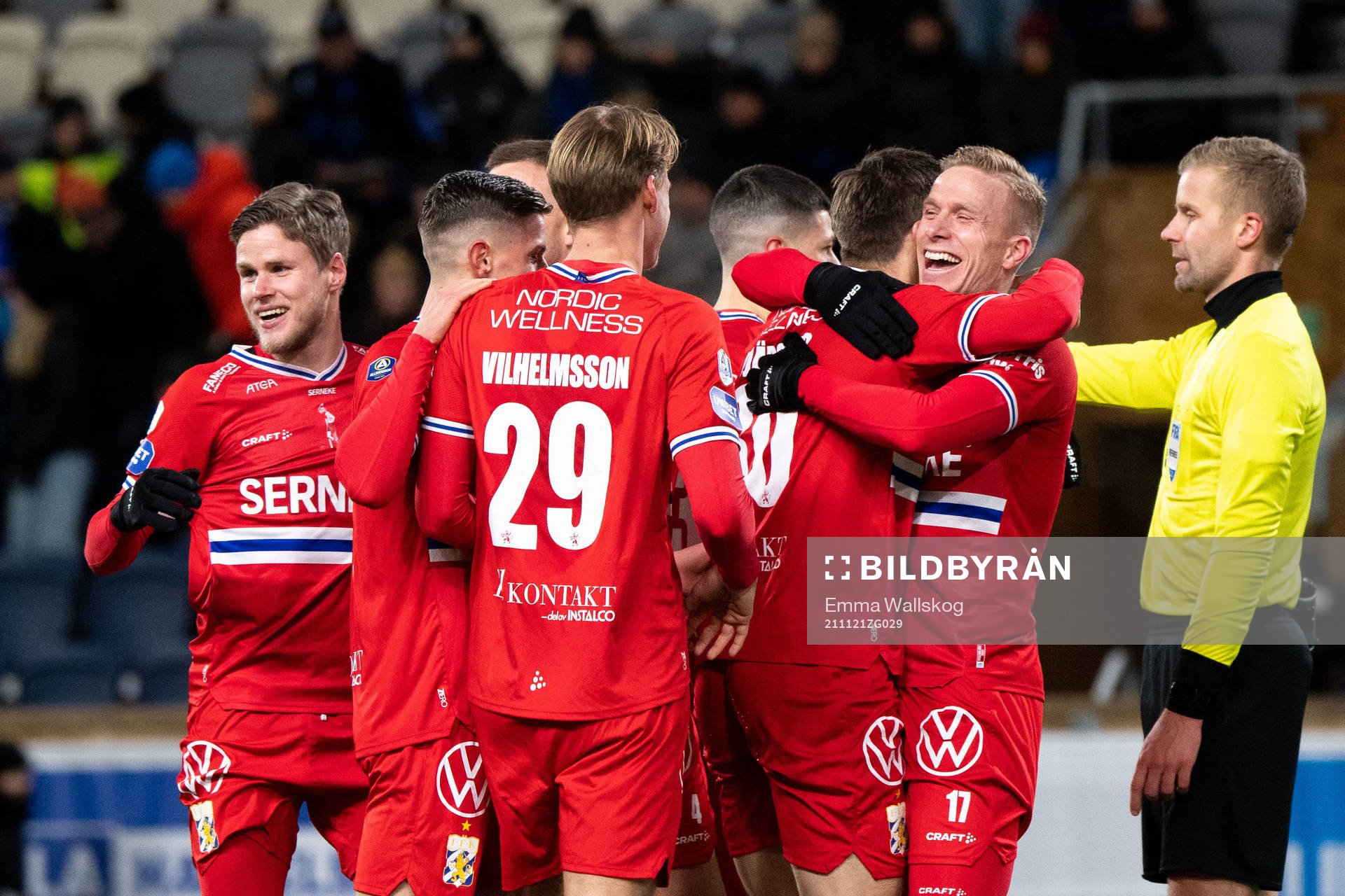 IFK Göteborgs spelare jublar