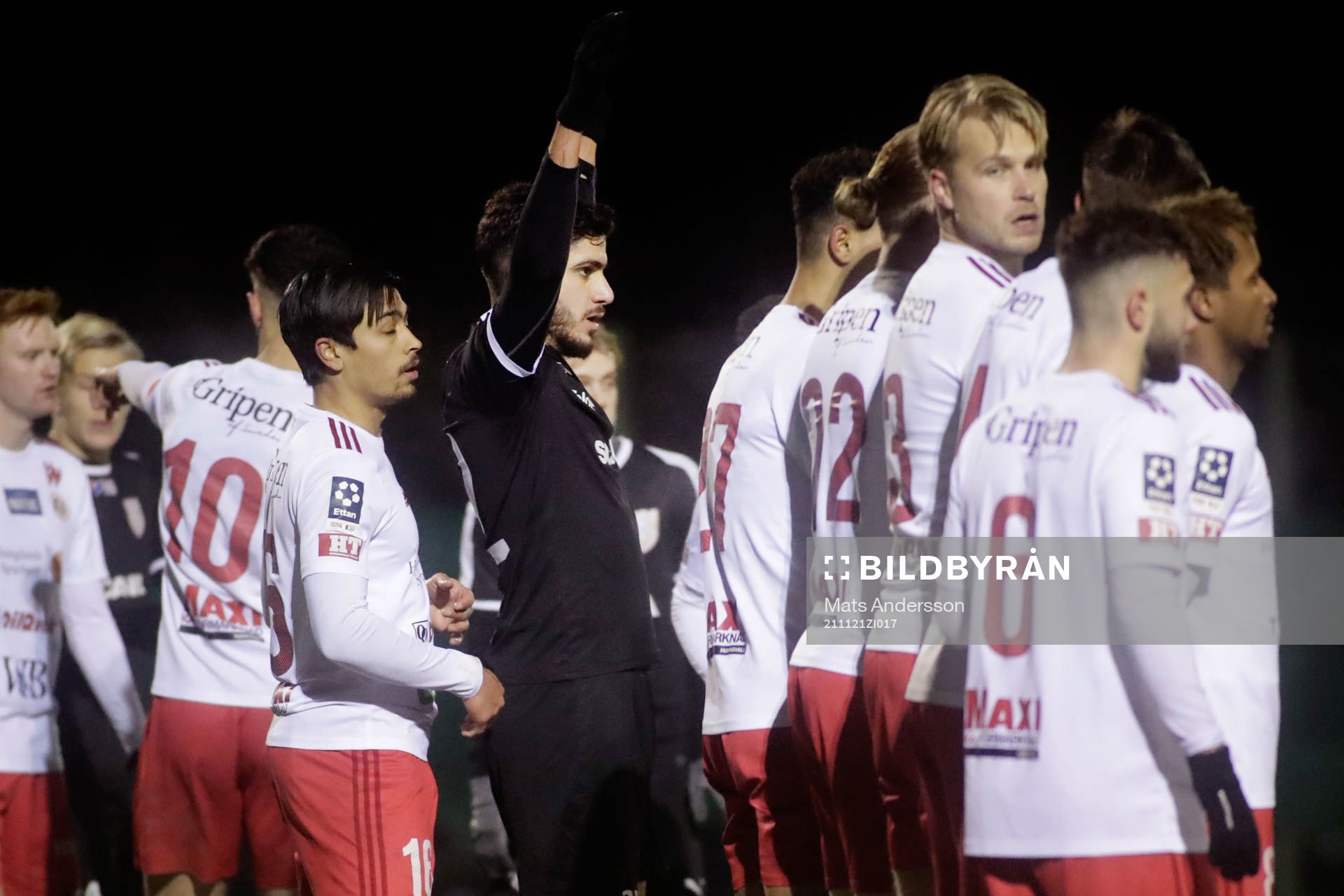 Assyriska Nemrut Awrohum under fotbollsmatchen i Ettan norra mellan Hudiksvall och Assyriska FF den 21 november 2021 i Hudiksvall.