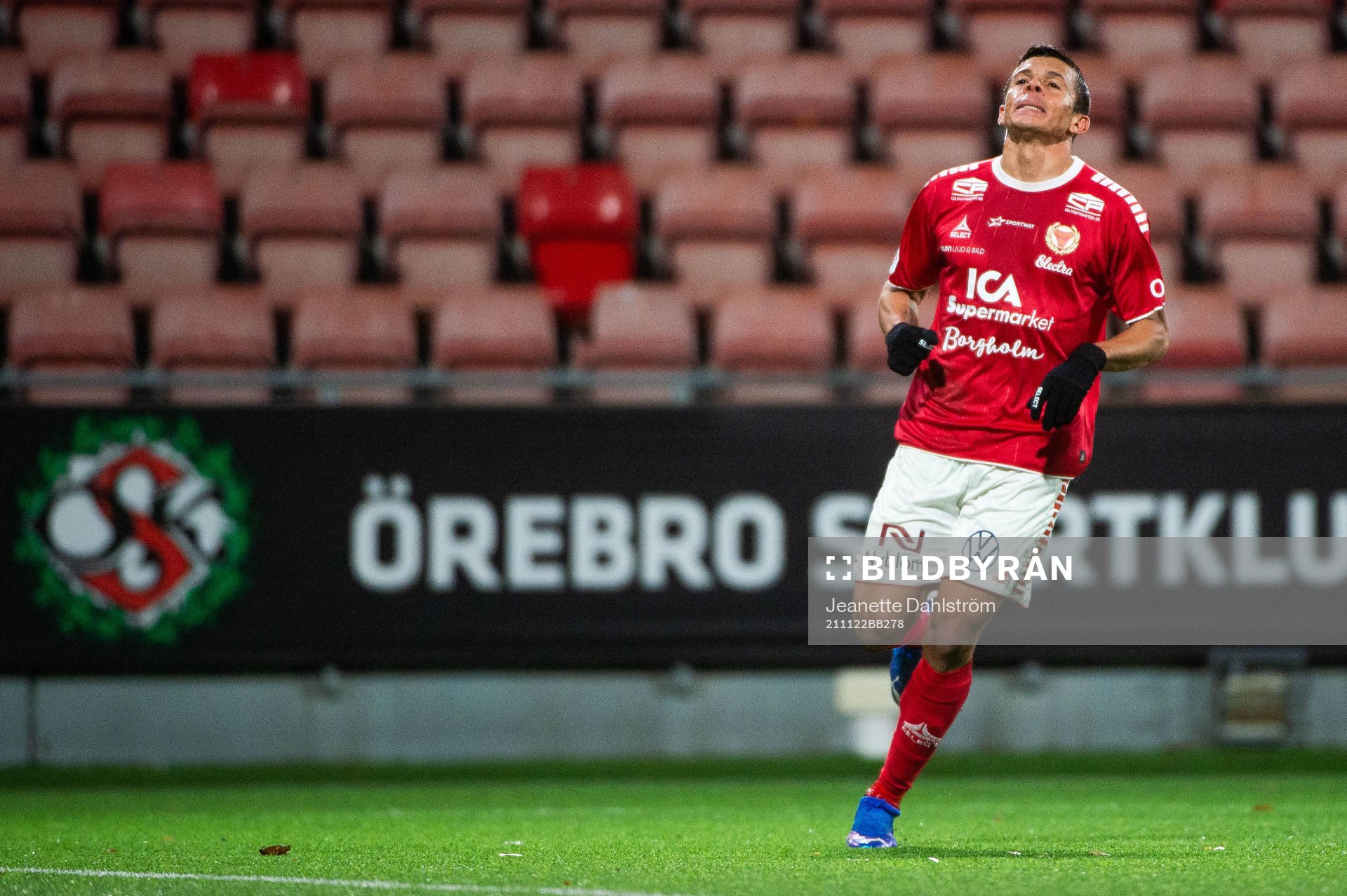 Kalmars Romario Pereira Sipiao deppar