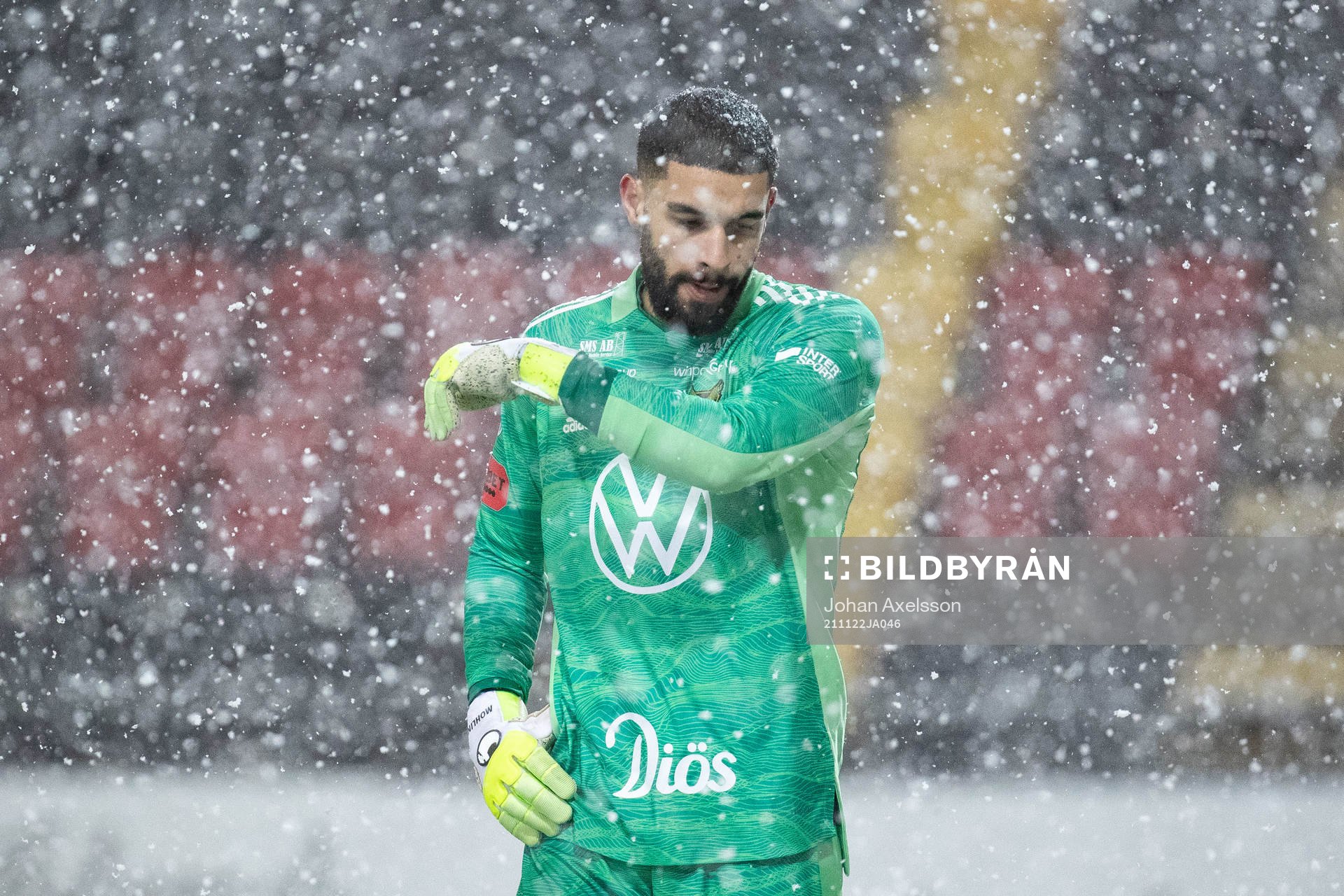 Östersunds målvakt Sixten Mohlin deppar