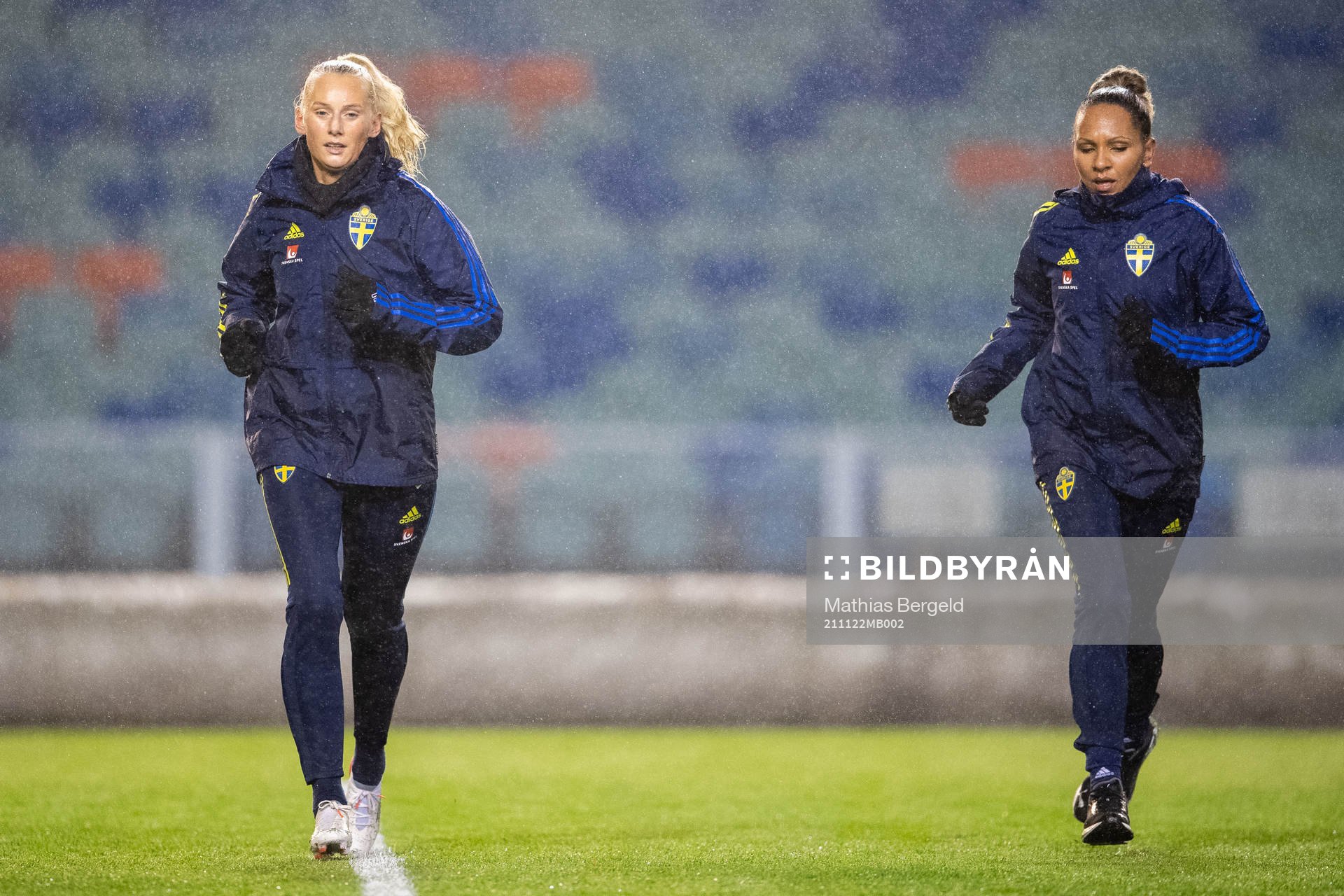Stina Blackstenius and Madelen Janogy of the Swedish