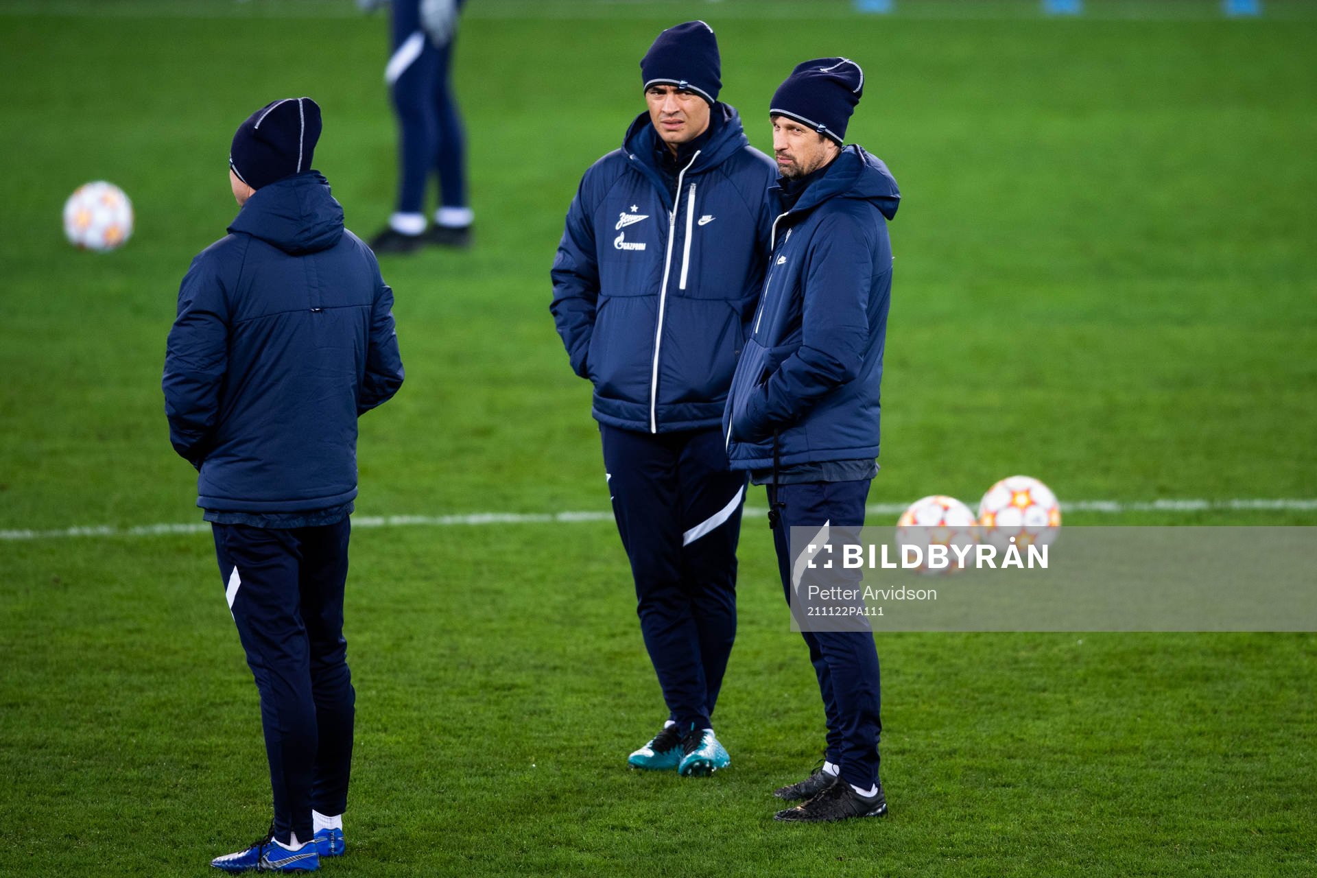 Sergei Semak, head coach during a training session with Zenit St Petersburg on November 22, 2021 in Malmö. 