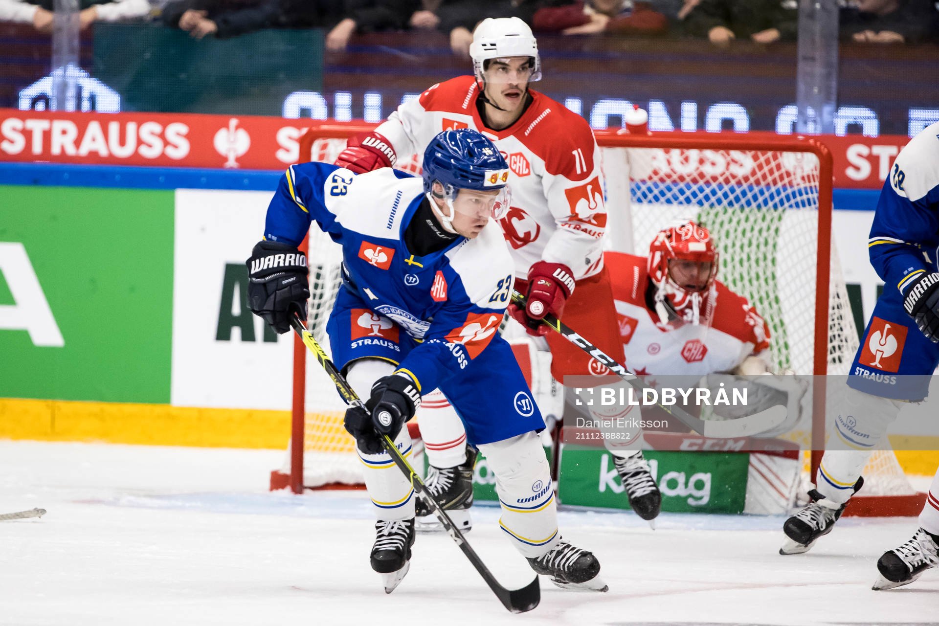 Leksands Tobias Ekberg and Klagenfurts Lukas Haudum
