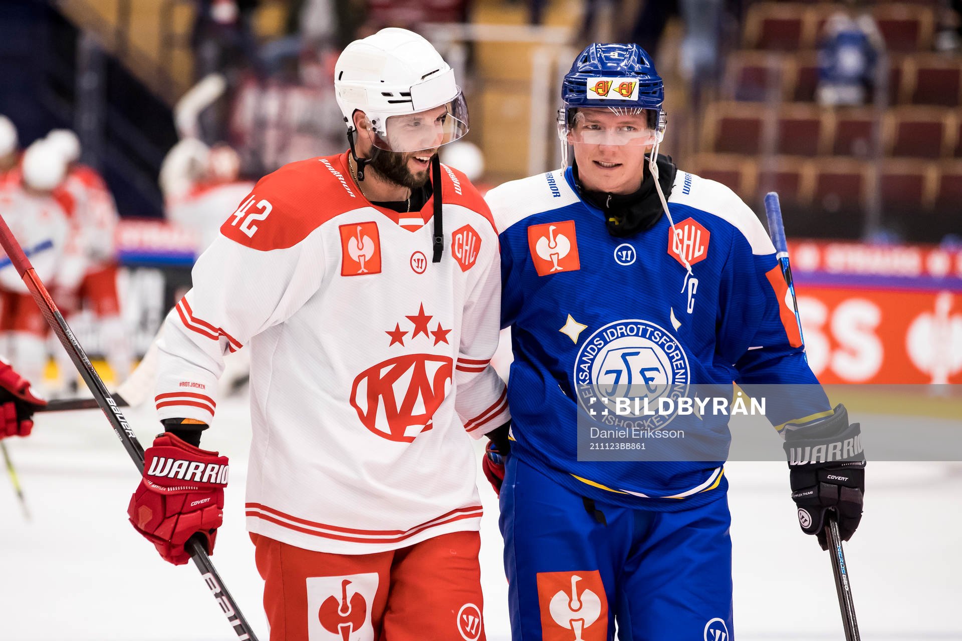 Klagenfurts Rok Ticar and Leksands Patrik Zackrisson
