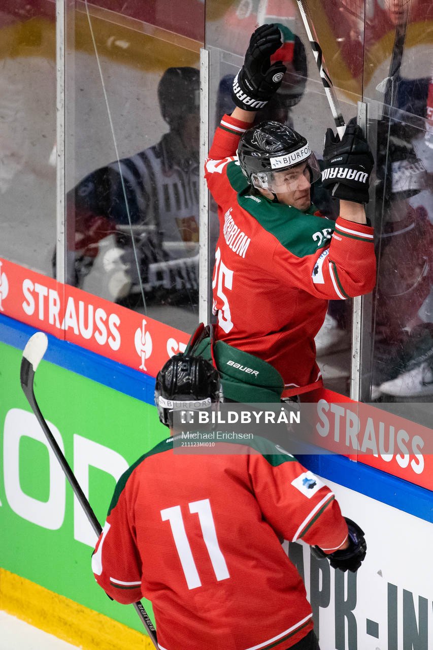 Elmer Söderblom of Frölunda celebrates scoring 1-0