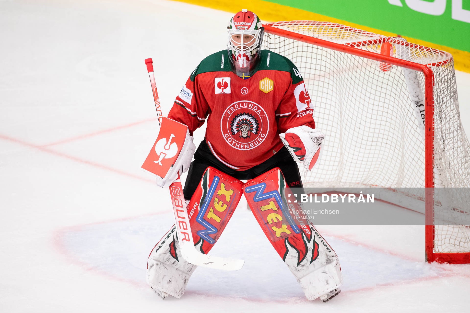 Goalkeeper Niklas Rubin of Frölunda
