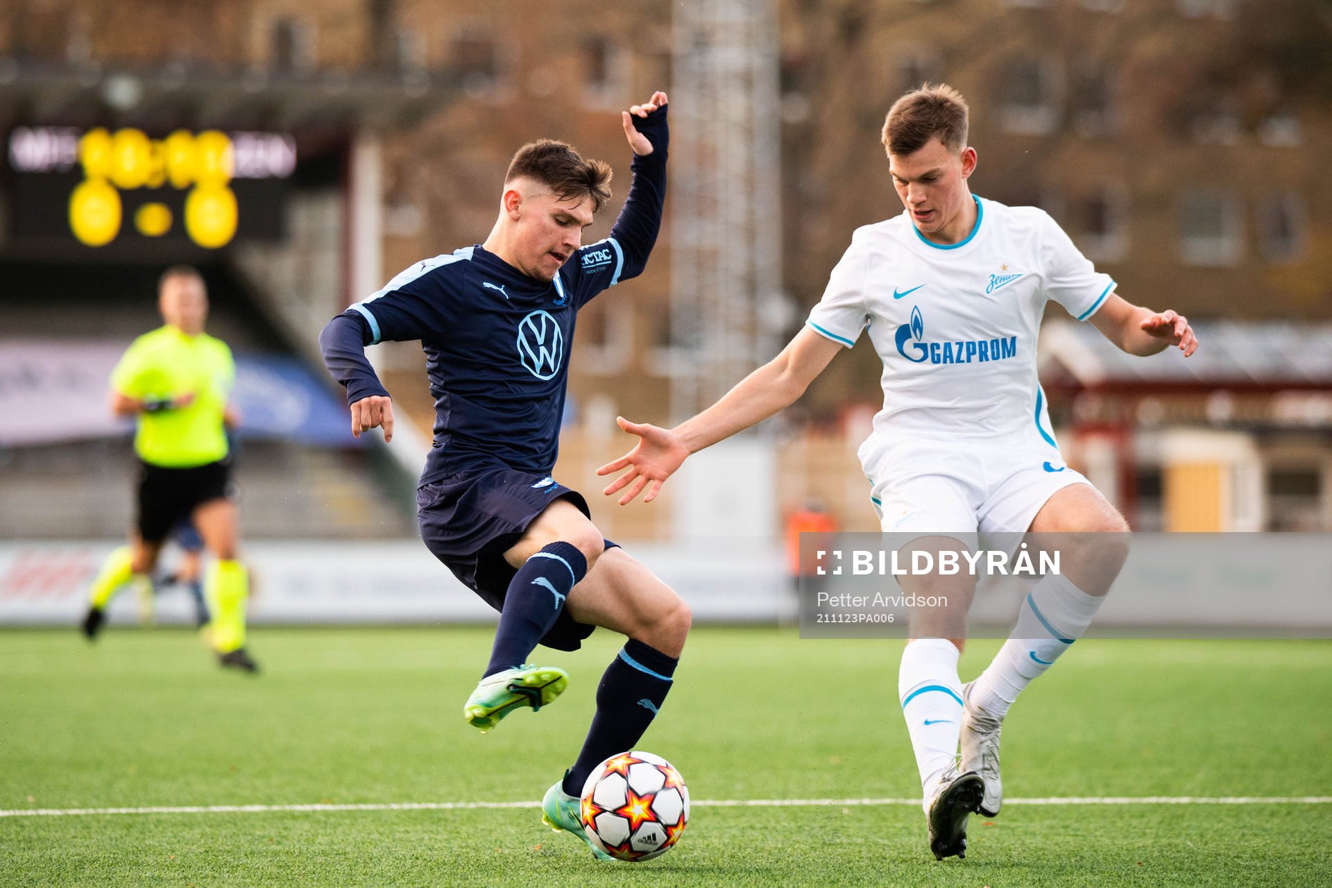 Isak Bjerkebo of Malmö FF and Danila Khotulev of Zenit during the UEFA Youth League match between Malmö FF and Zenit St Petersburg on November 23, 2021 in Malmö.