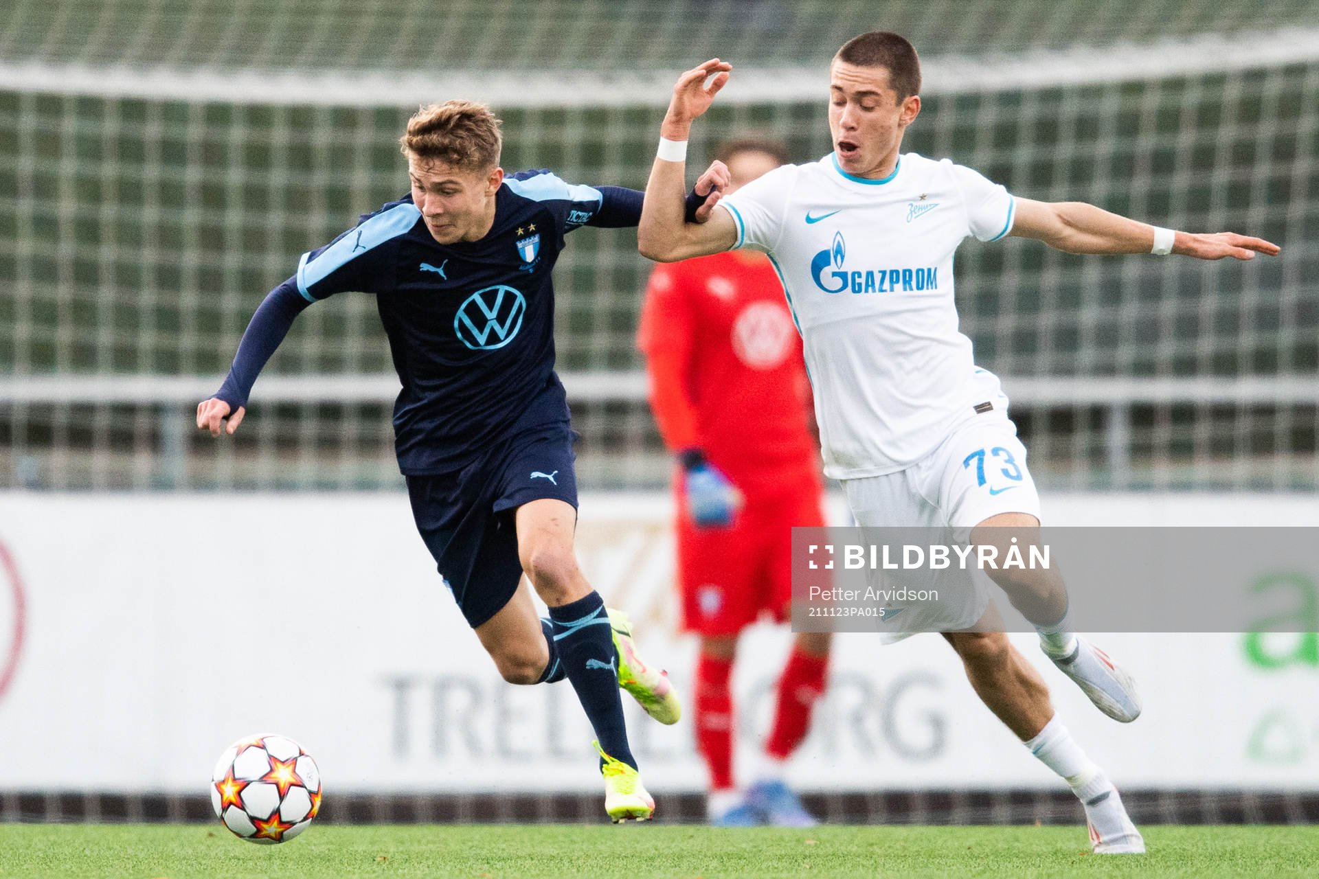 Hugo Bolin of Malmö FF and Andrei Marianov of Zenit