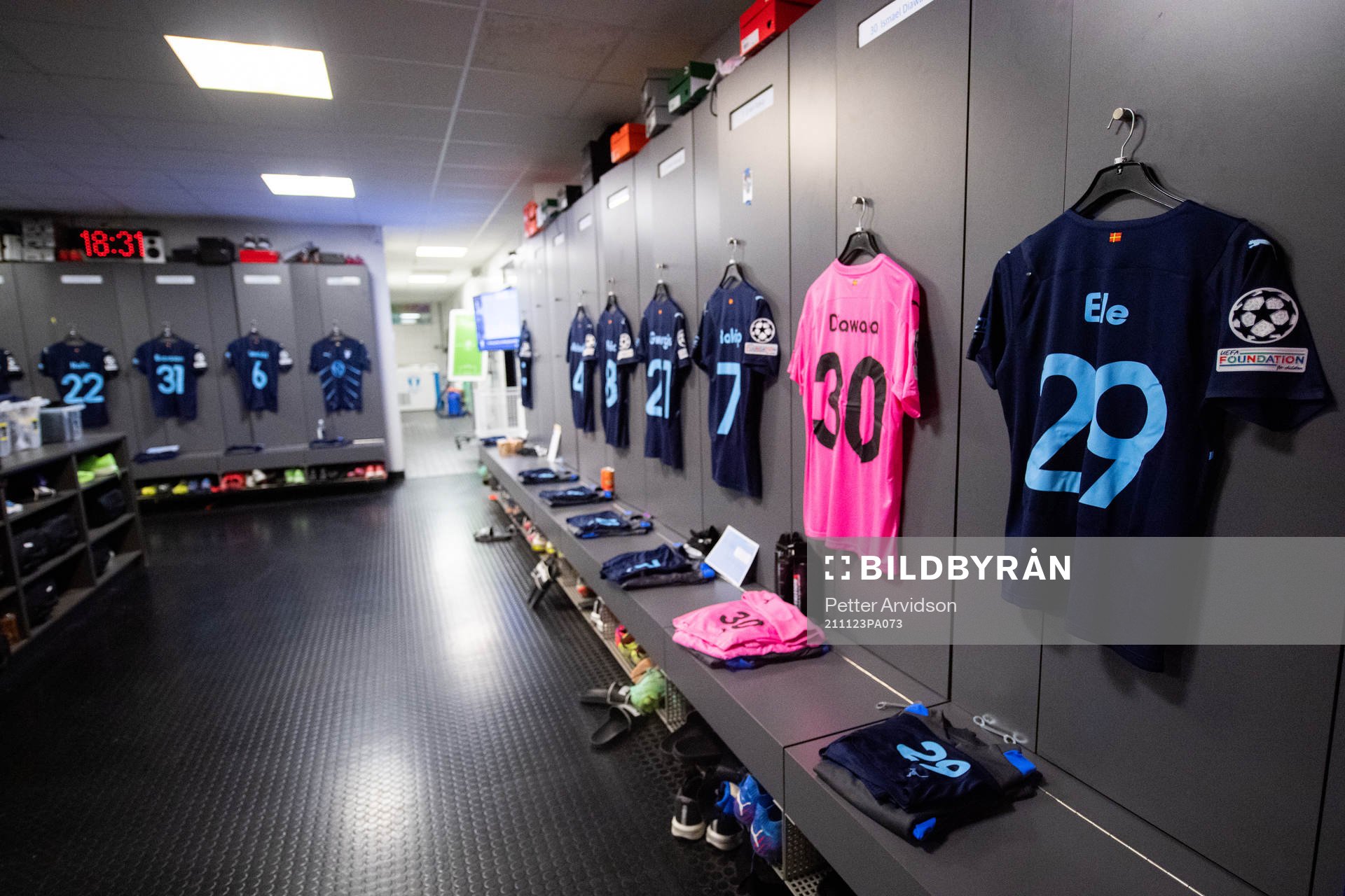 The kits of goalkeeper Ismael Diawara and Noah Eile of