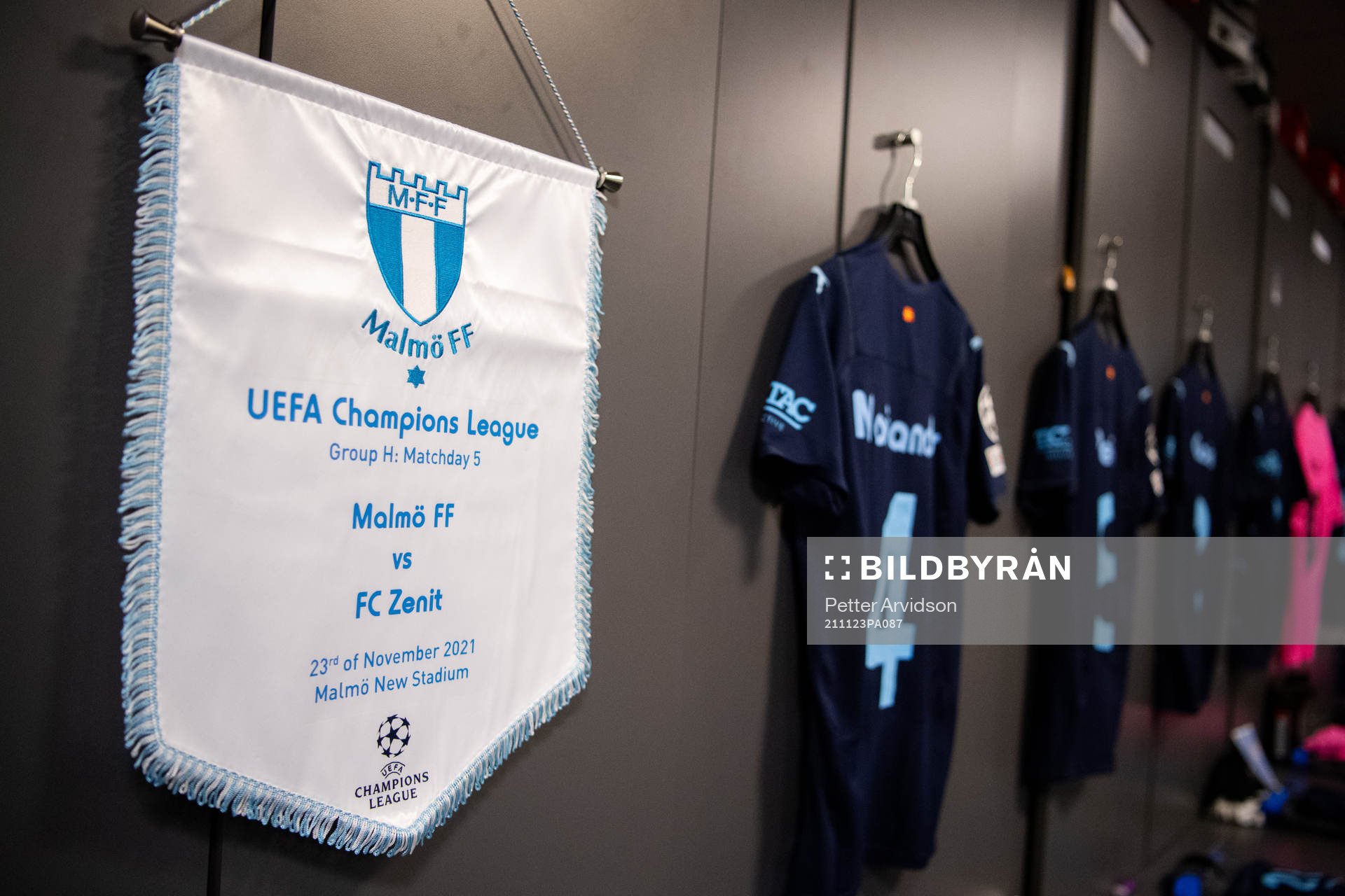 General view of the matchday pennant in the dressing room