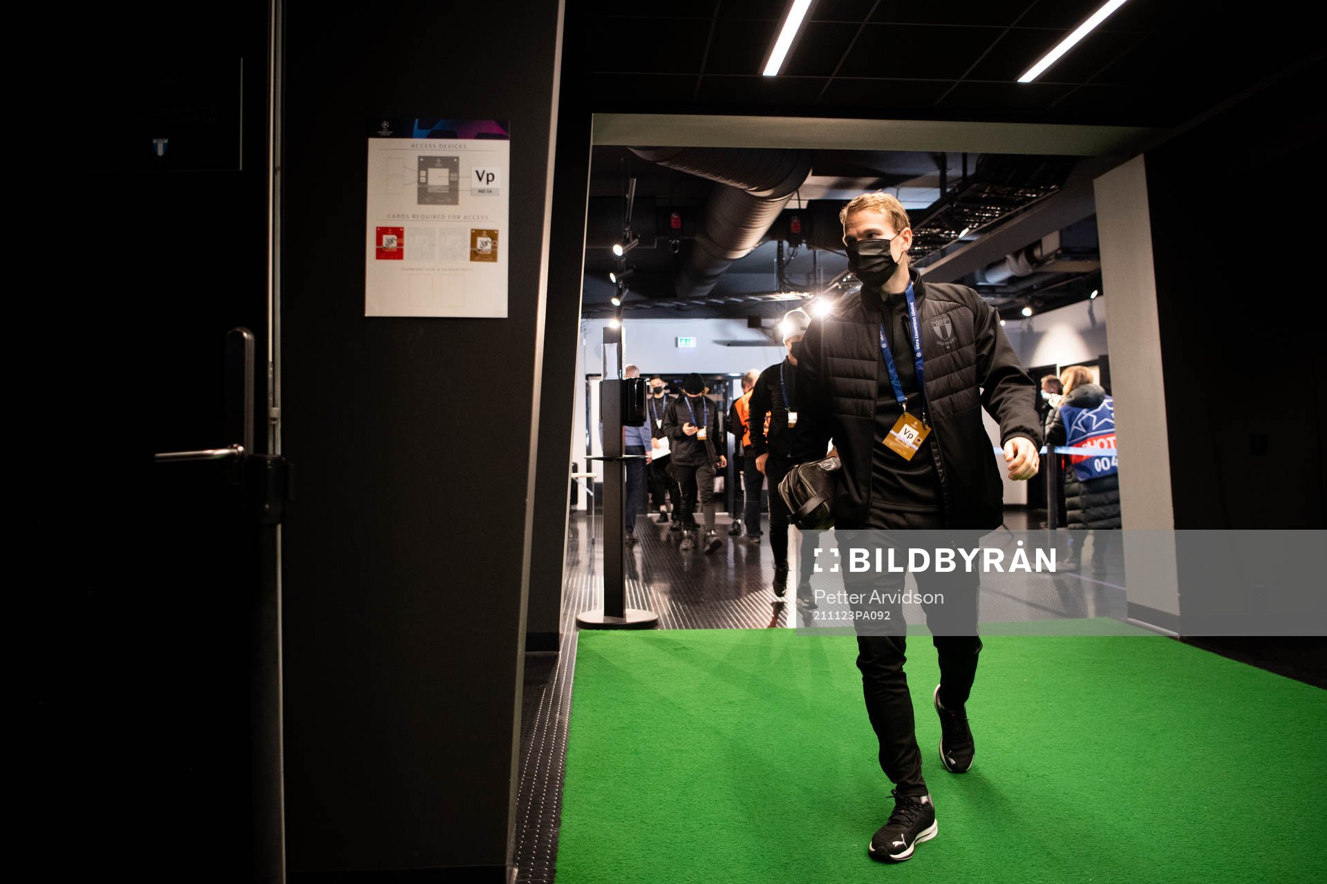 Oscar Lewicki of Malmö FF arrive at the arena