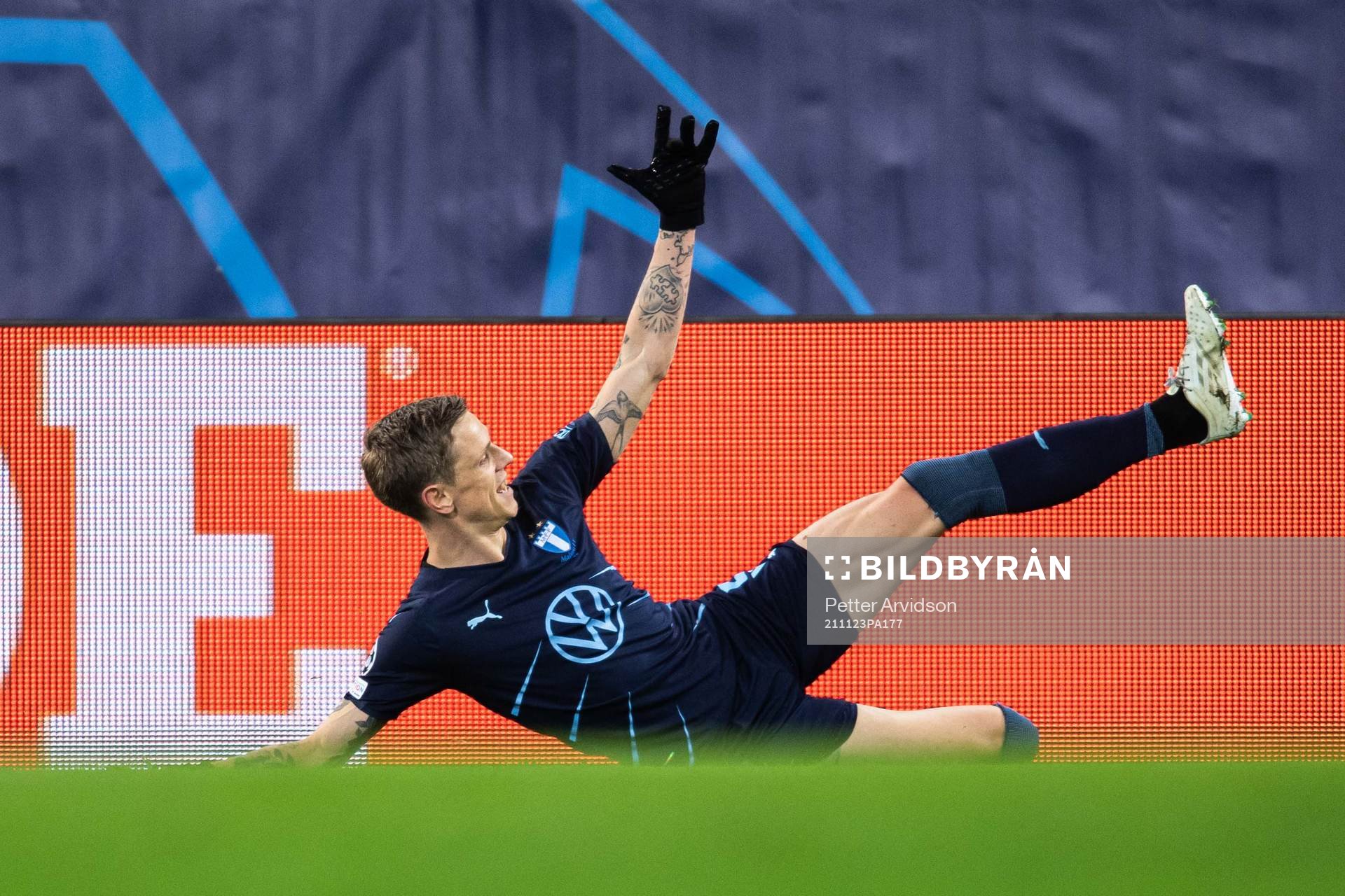 Sören Rieks of Malmö FF celebrates