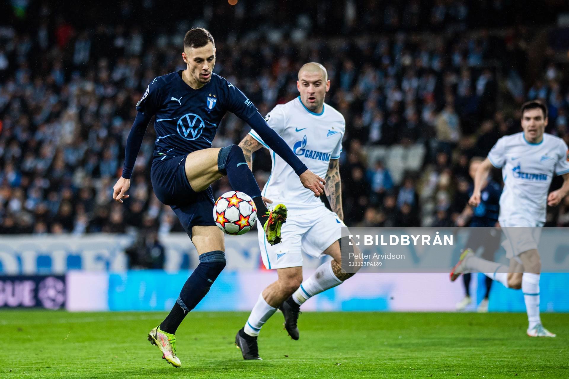 Veljko Birmancevic of Malmö FF and Yaroslav Rakits´kyy of Zenit during the UEFA Champions League football match between Malmö FF and Zenit St Petersburg on November 23, 2021 in Malmö.