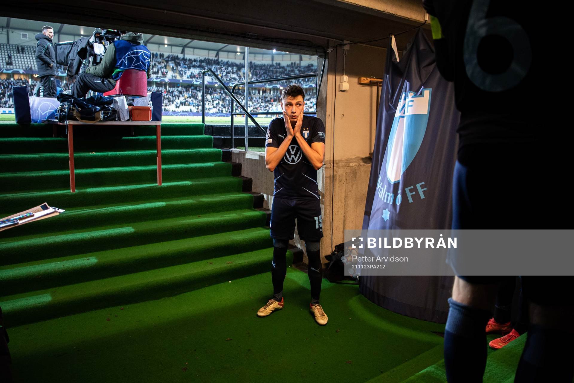 Anel Ahmedhodzic of Malmö FF enters the pitch prior to the