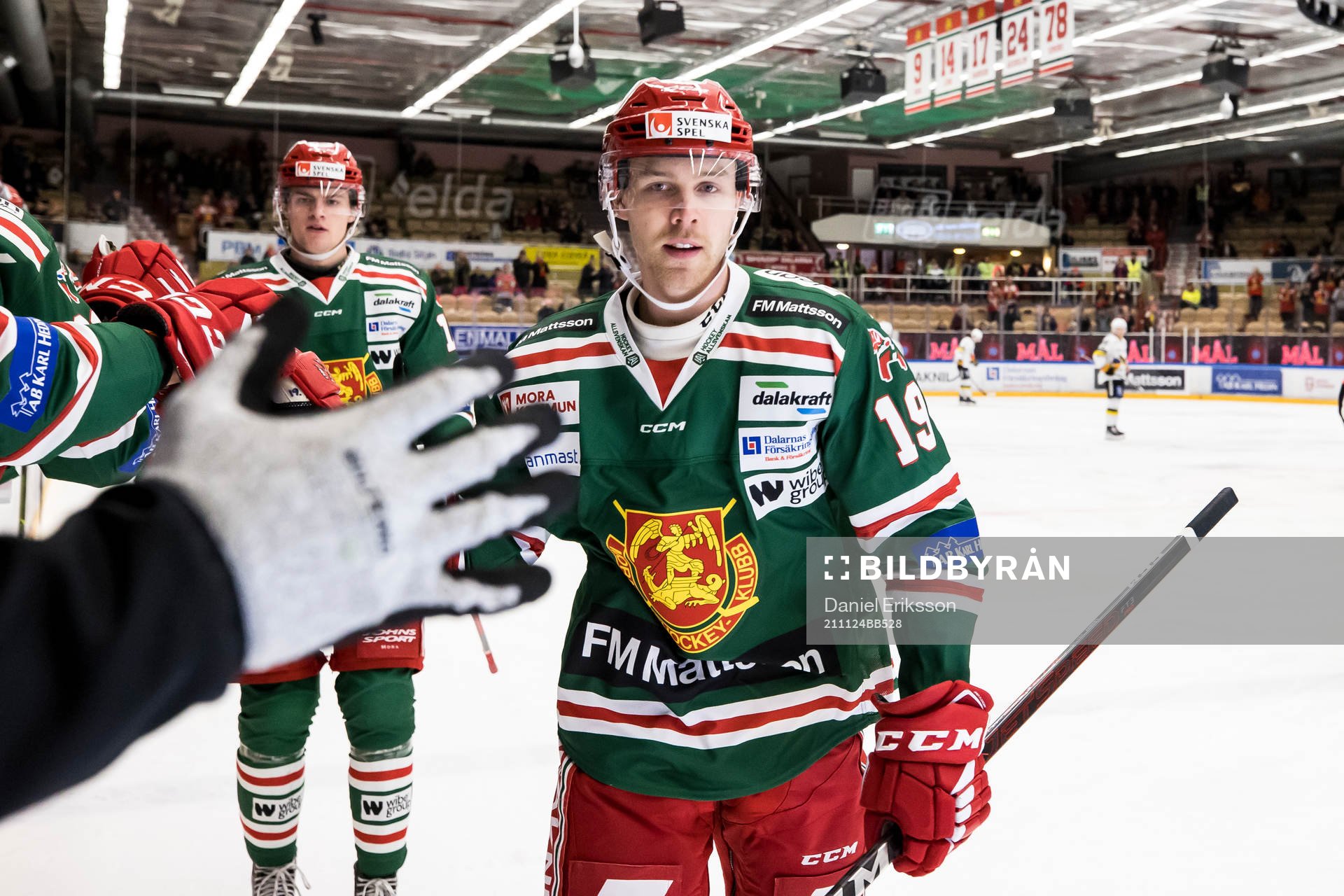 Moras Filip Lennström jubel