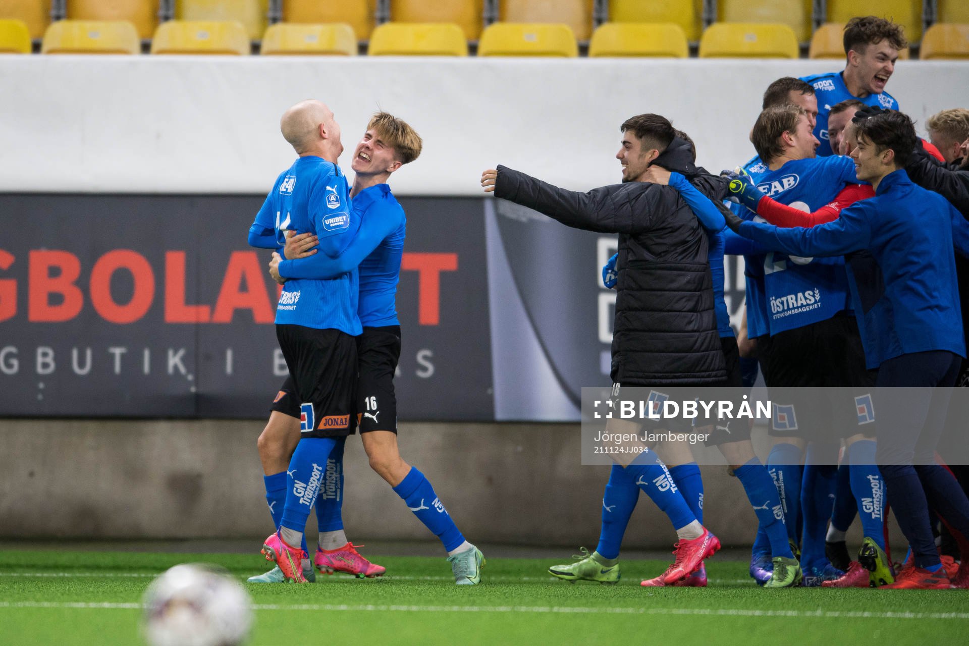 Halmstads spelare jublar