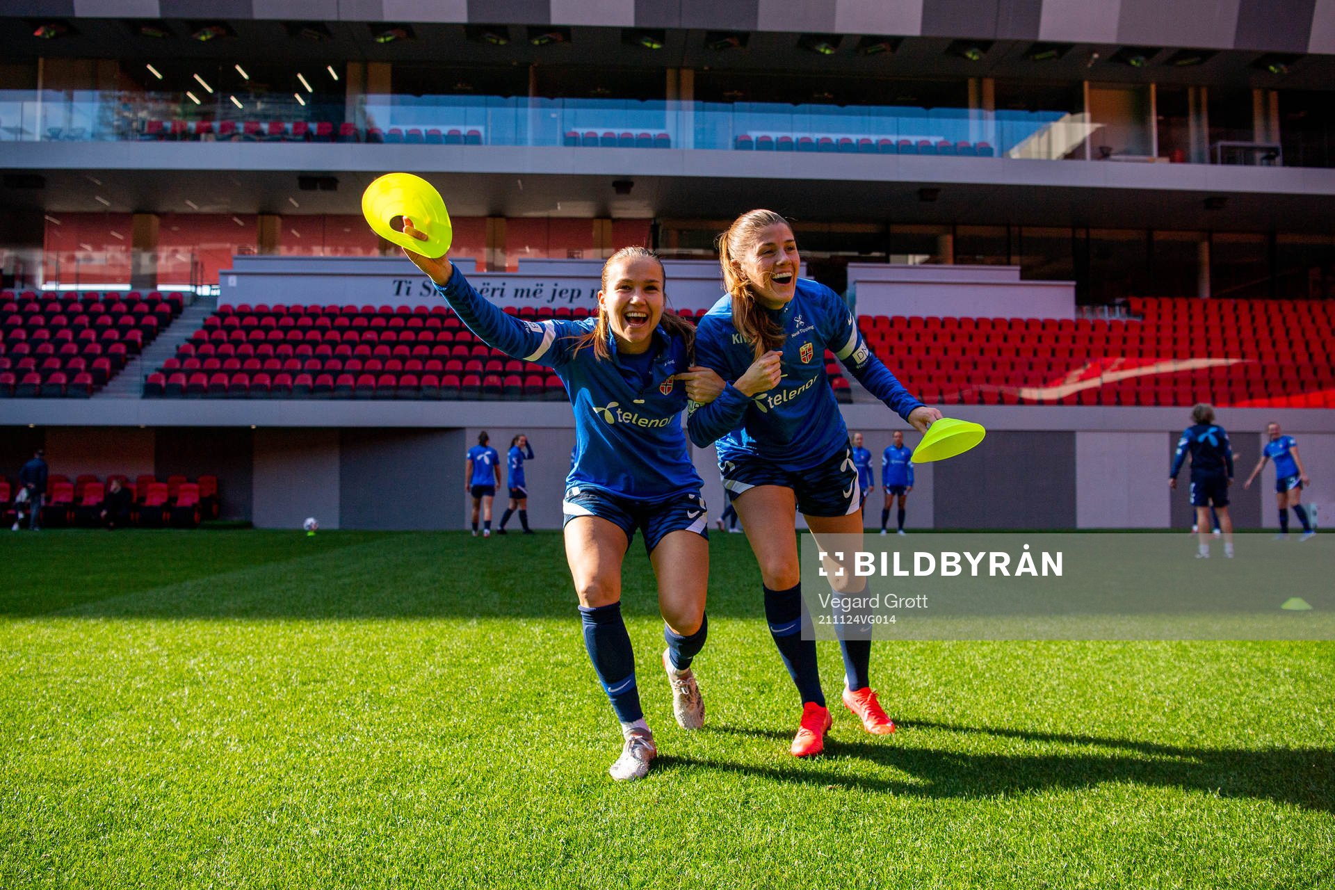 Guro Reiten and Maren Mjelde of the Norwegian women's