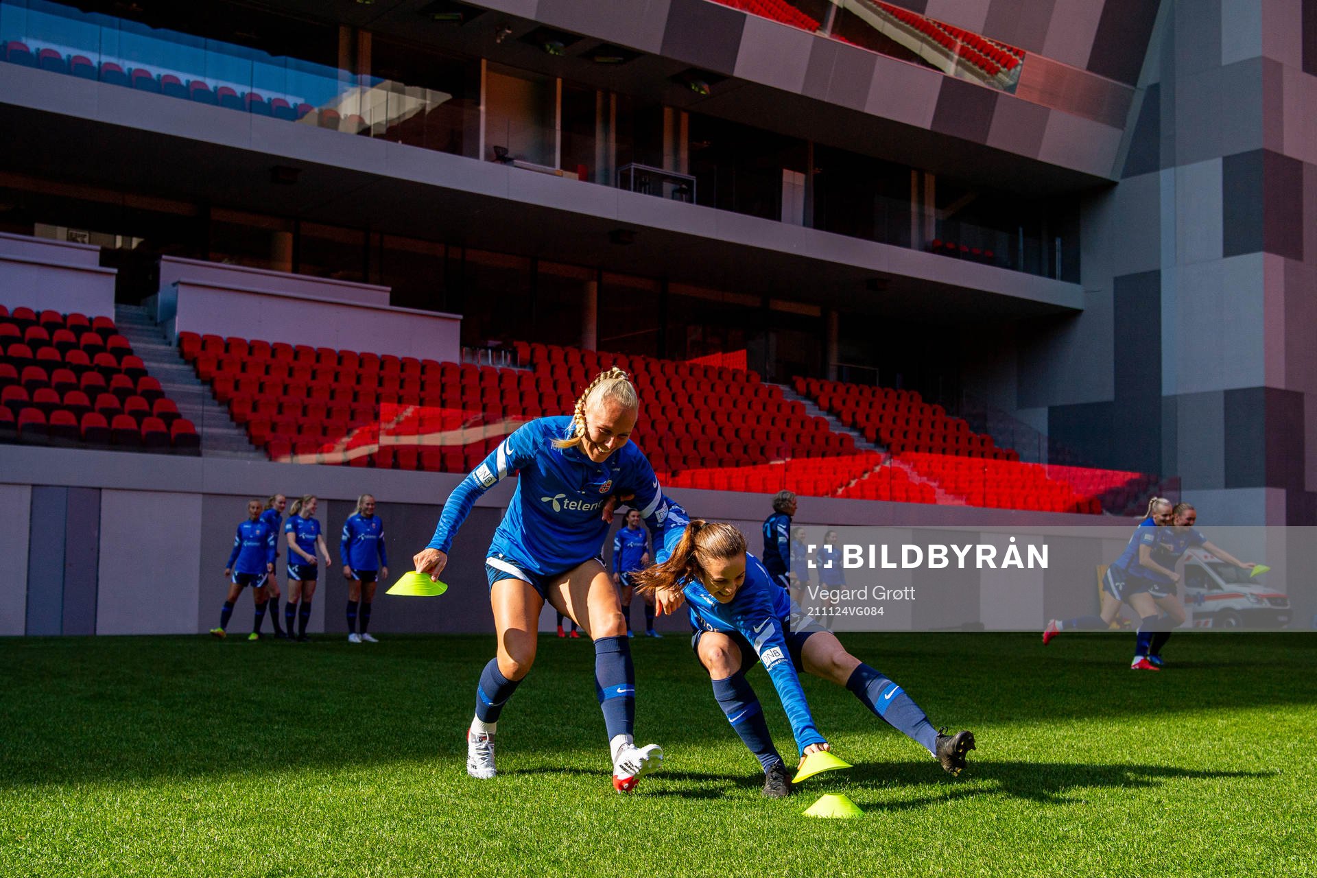 Maria Thorisdottir and Tuva Hansen of the Norwegian women's