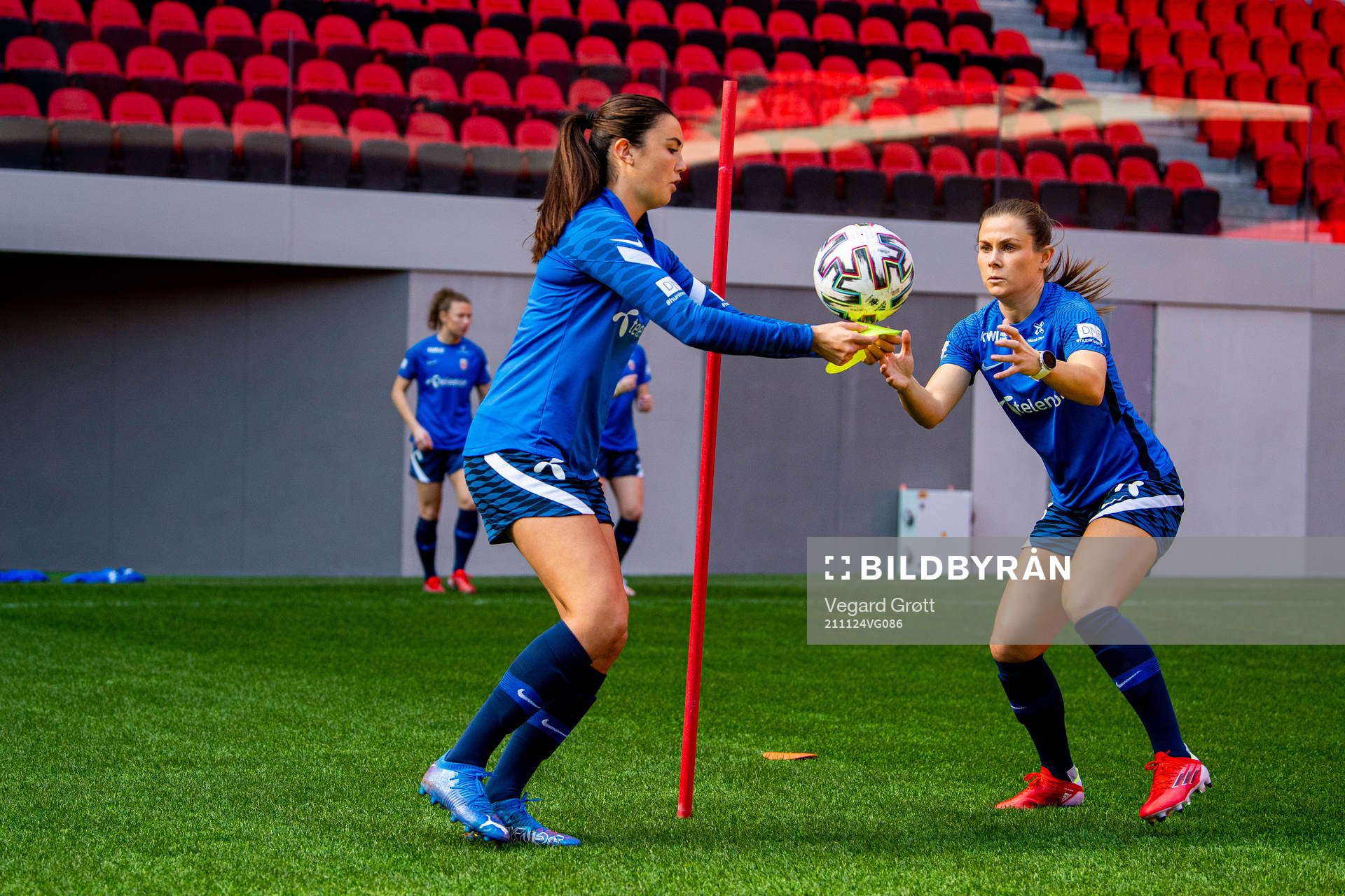 Ingrid Syrstad Engen and Emilie Bosshard Haavi of the