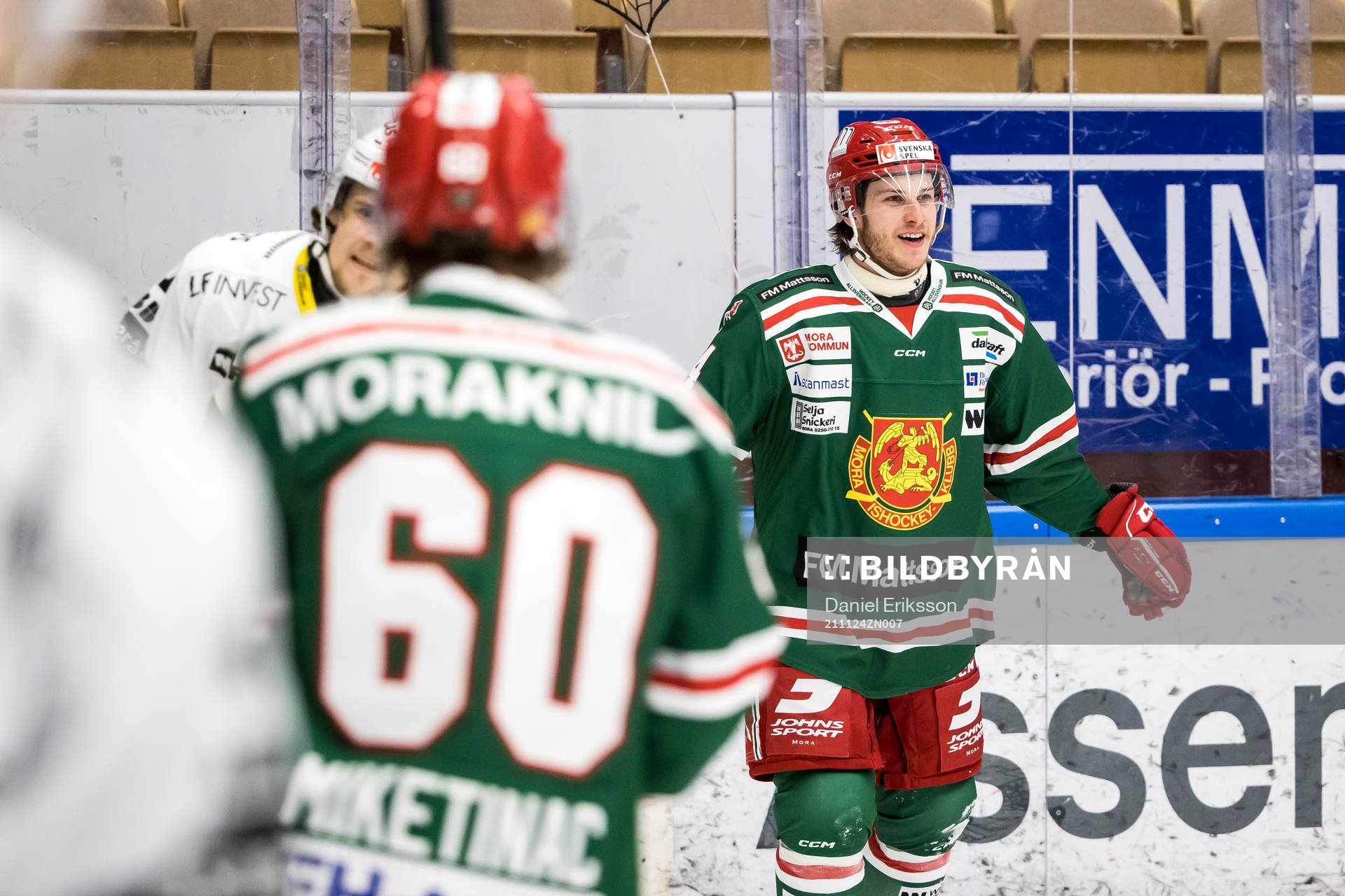 Moras Bobby MacIntyre jubel