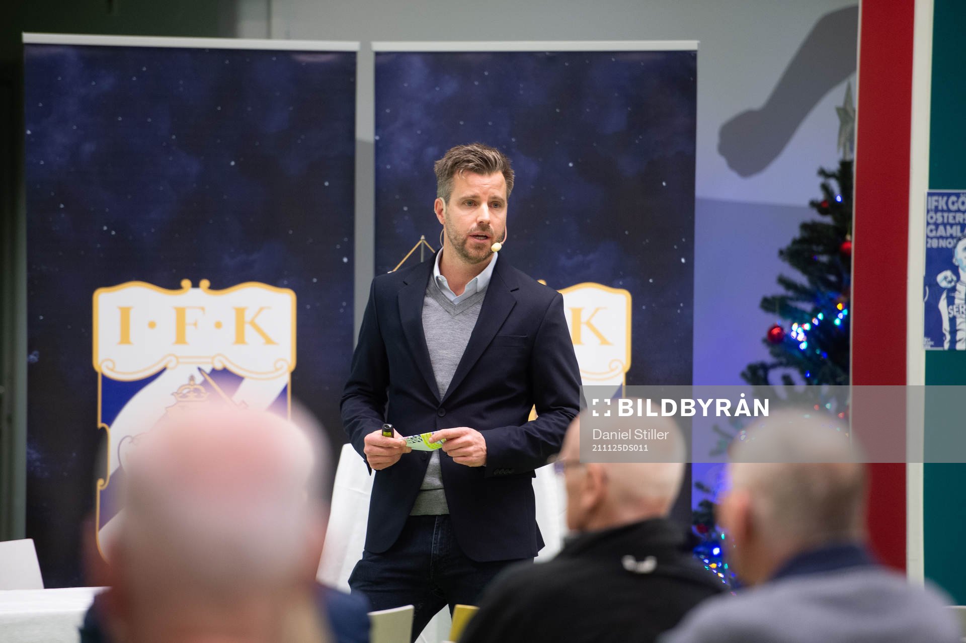 Sportchef Pontus Farnerud under ett medlemsmöte/extrainsatt årsmöte med IFK Göteborg den 25 november 2021 i Göteborg. 
