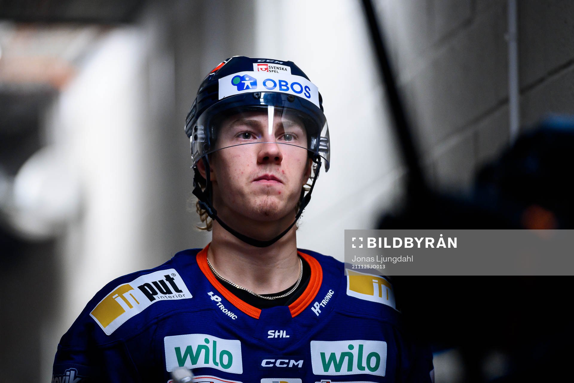 Växjös Viktor Bernhardtz före ishockeymatchen i SHL