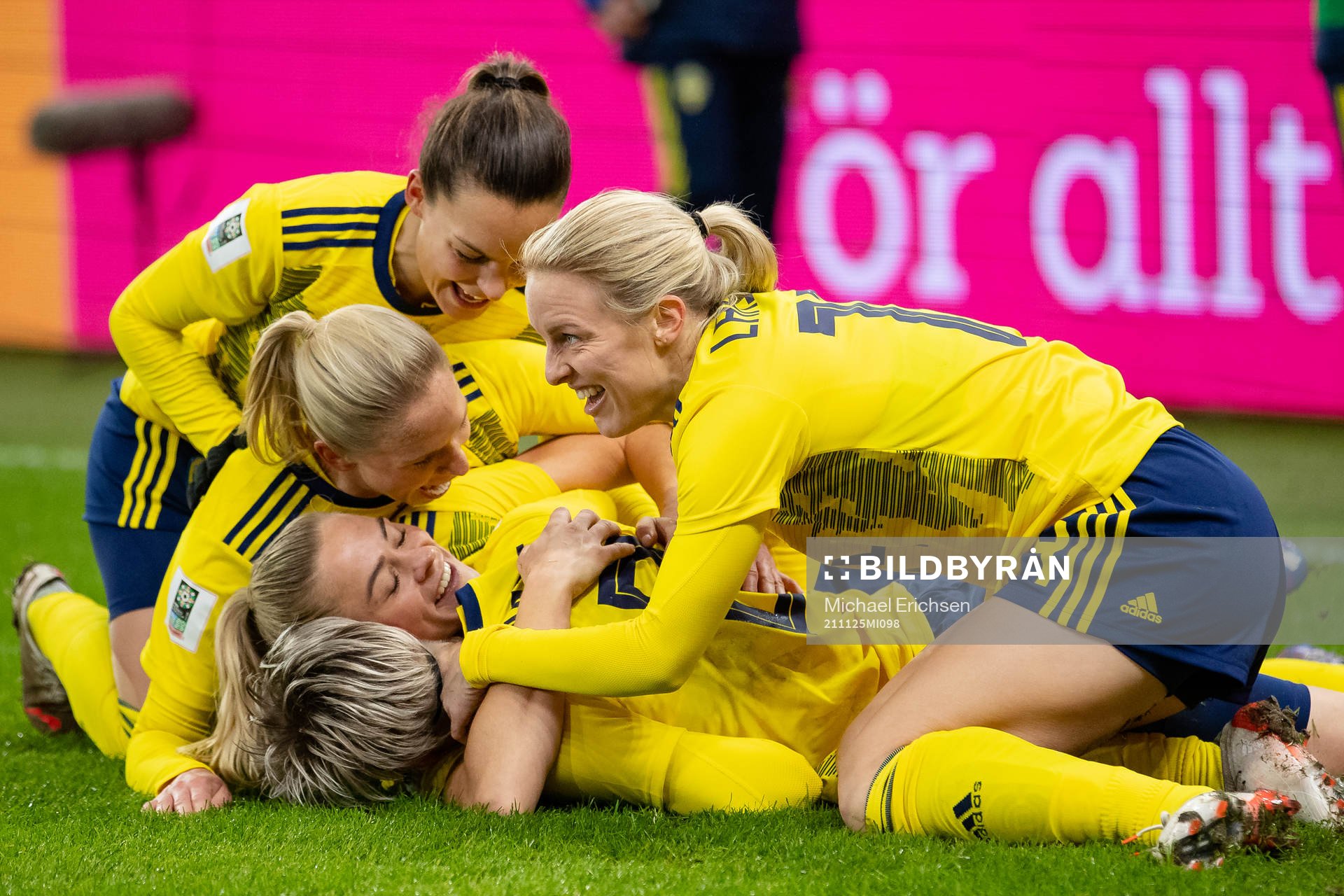 Lina Hurtig of Sweden celebrates scoring 2-1 with team mates during the FIFA Women's World Cup Qualifier football match between Sweden and Finland on November 25, 2021 in Göteborg.